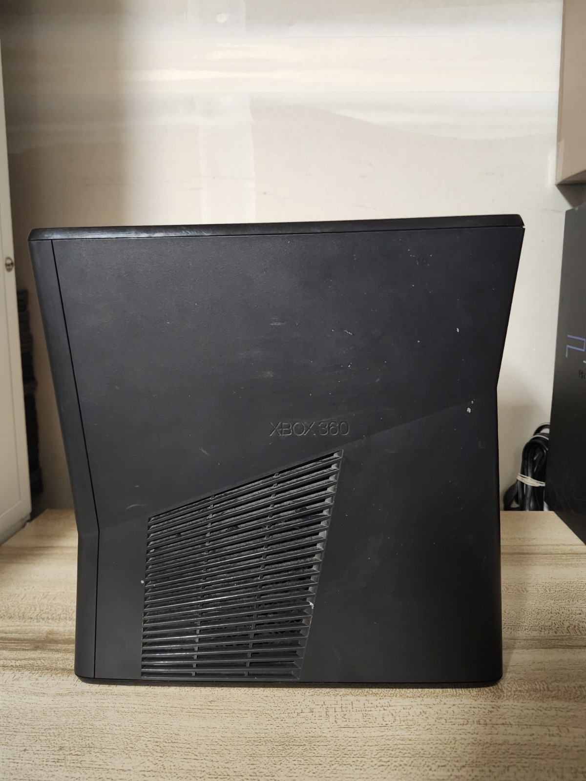 Microsoft Xbox 360 S Console Only – Black (1439) No HD/Cords For Parts Or Repair