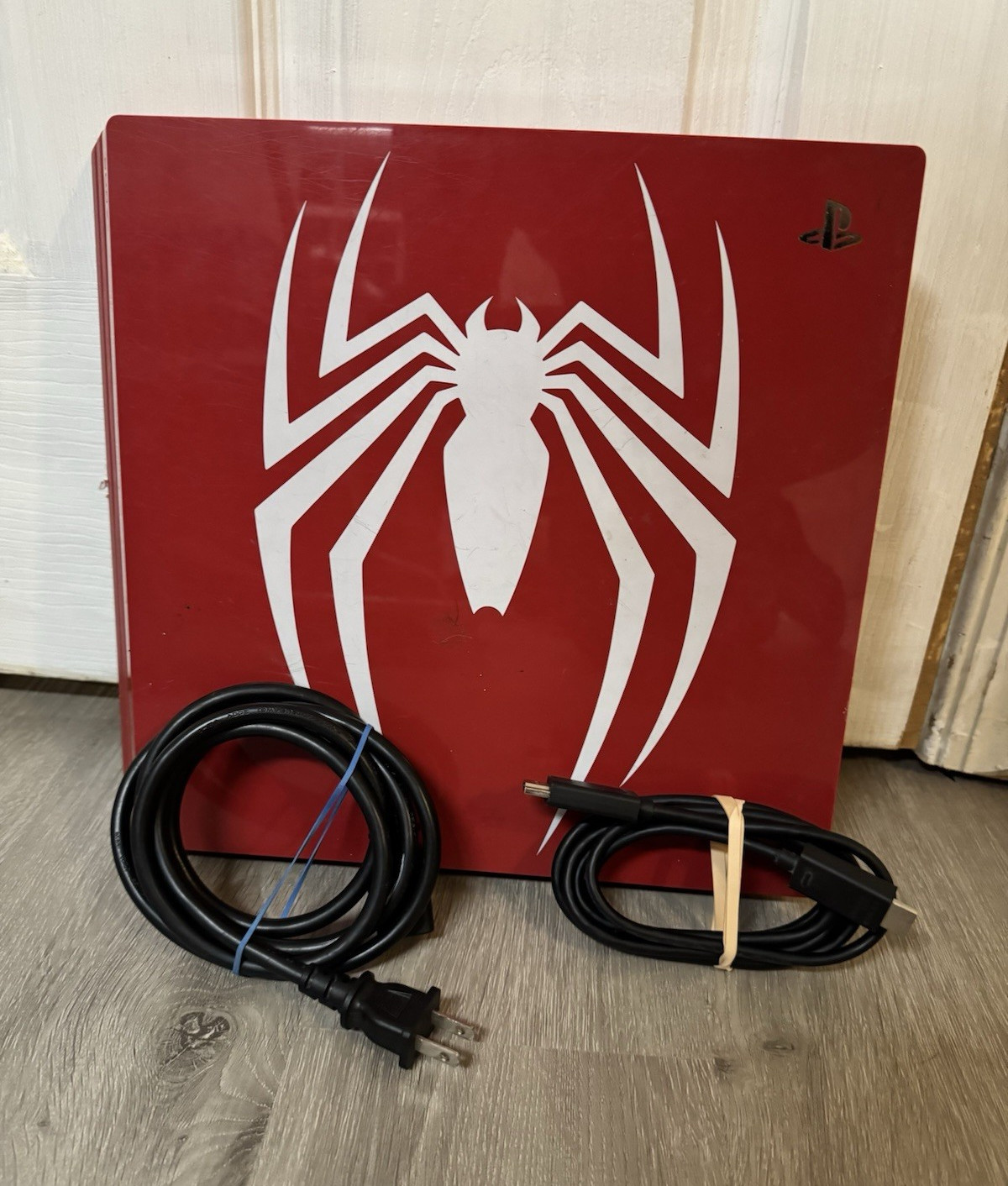 Sony PS4 Pro Spider-Man Limited Edition Red 1TB 4K Wi-Fi HDMI Cords