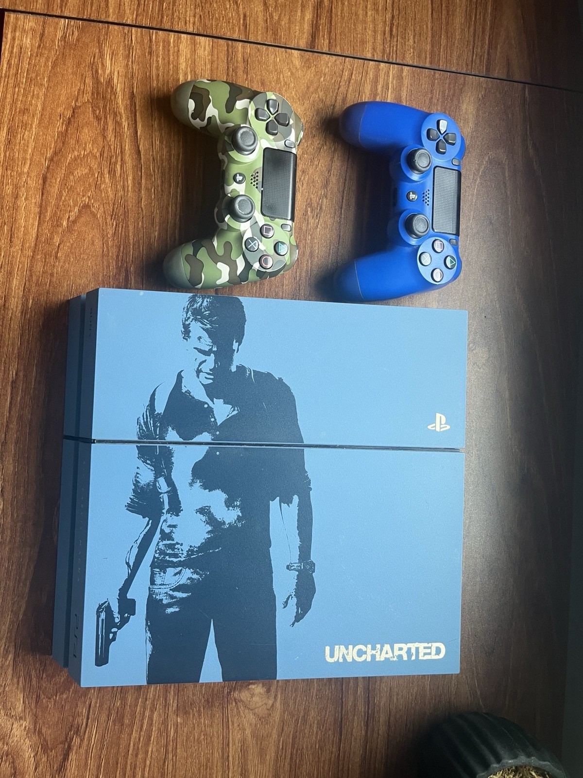 Sony PlayStation 4 PS4 Console 500GB Uncharted 4 Limited Edition
