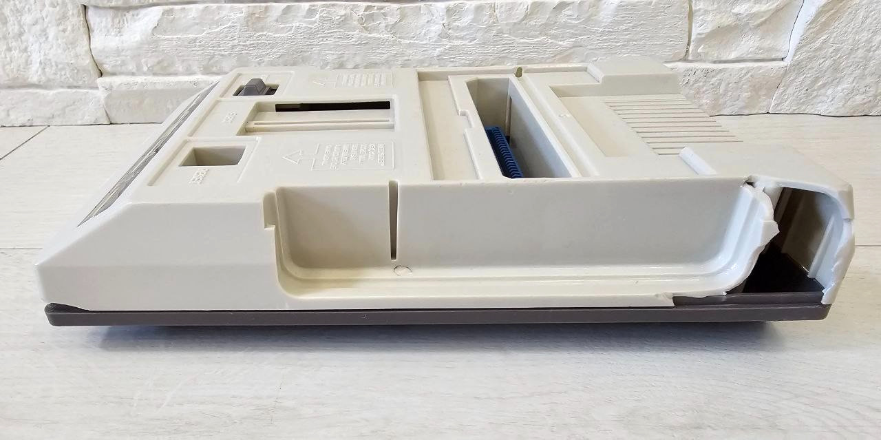 Retro Game Console 8 bit Dendy Junior Vintage 1990 for parts only