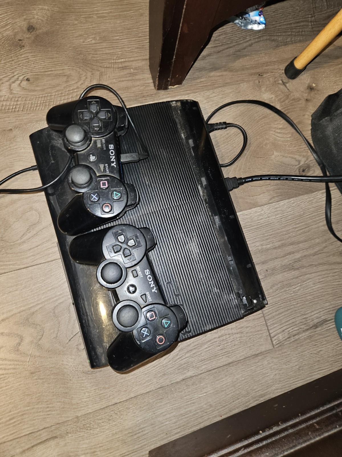 Sony PlayStation 3 Super Slim 500GB CECH-4001C Console 2 Controllers – Tested!!