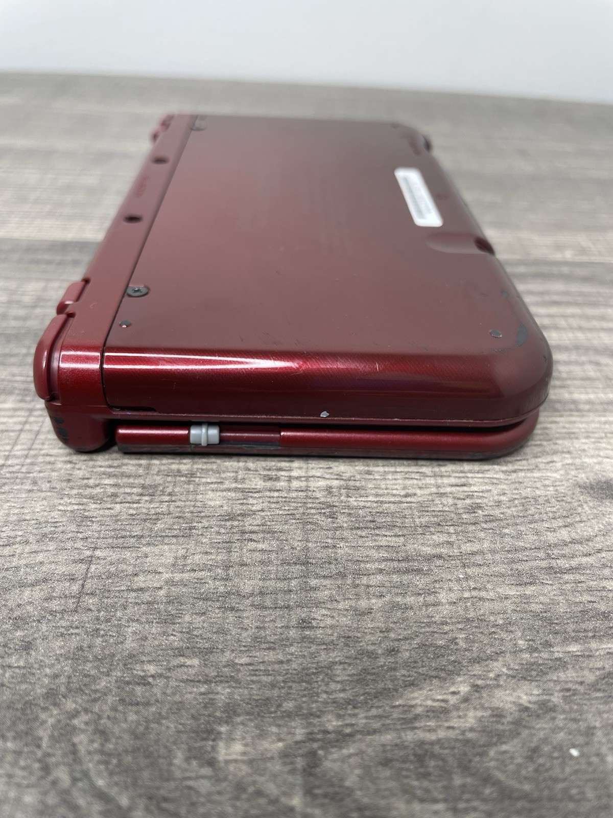 “NEW” NINTENDO 3DS XL METALLIC RED (RED-001) HANDHELD CONSOLE- USED.