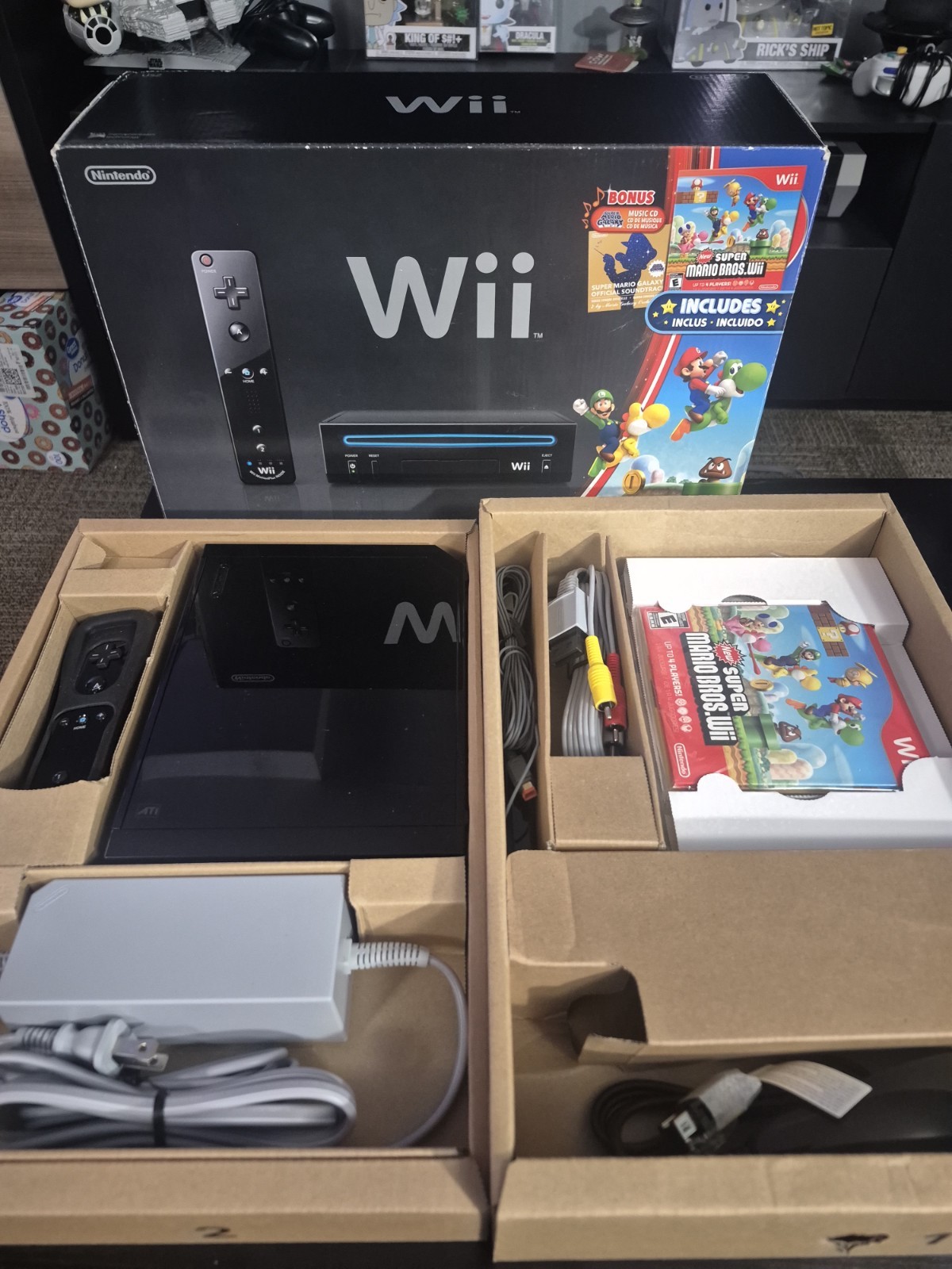 Nintendo Wii Holiday Bundle Black Console C.i.b. Must See!!