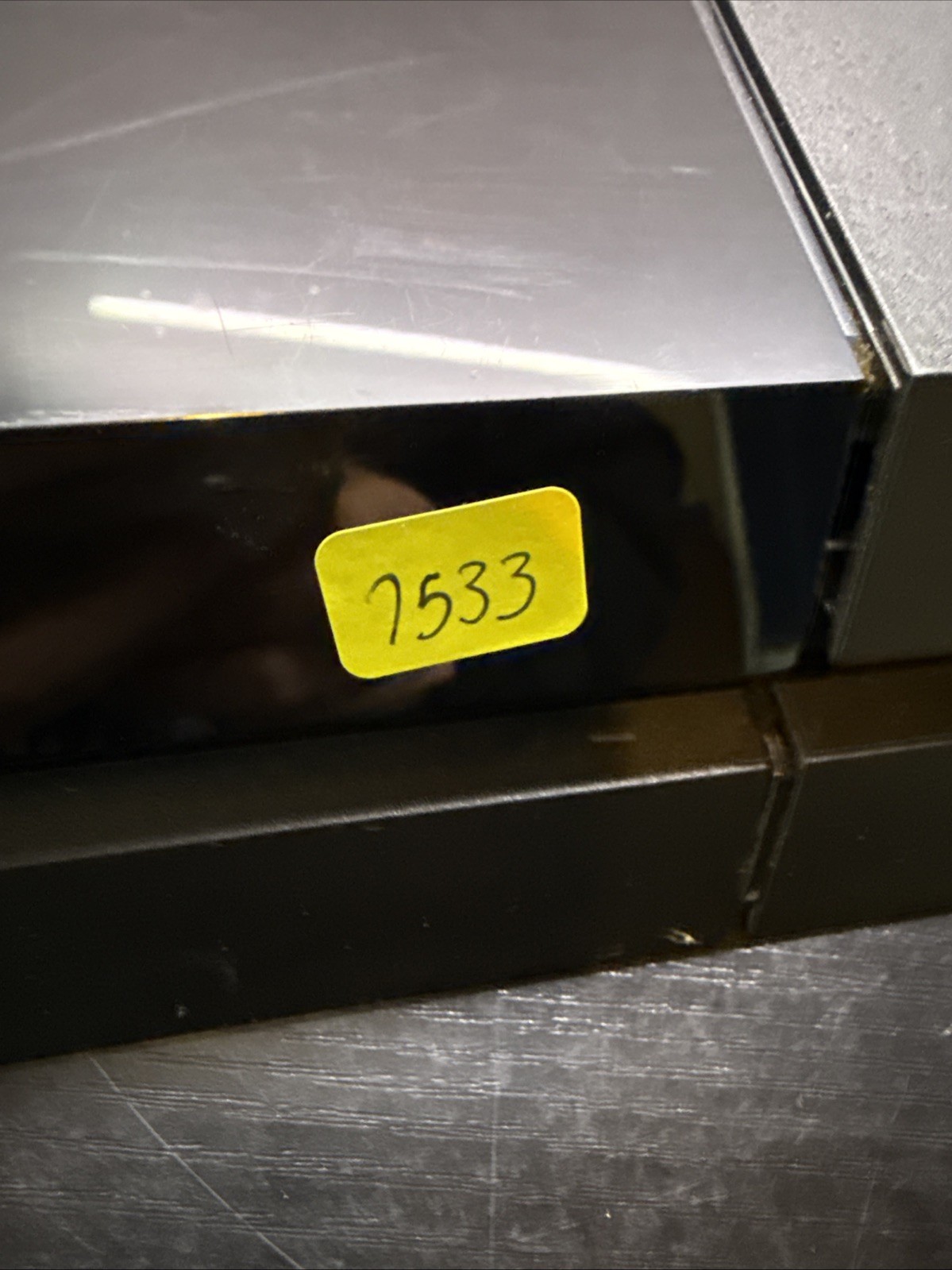•Cosmetically Flawed•Sony Playstation 4 PS4 500GB 9.00 FW! Console