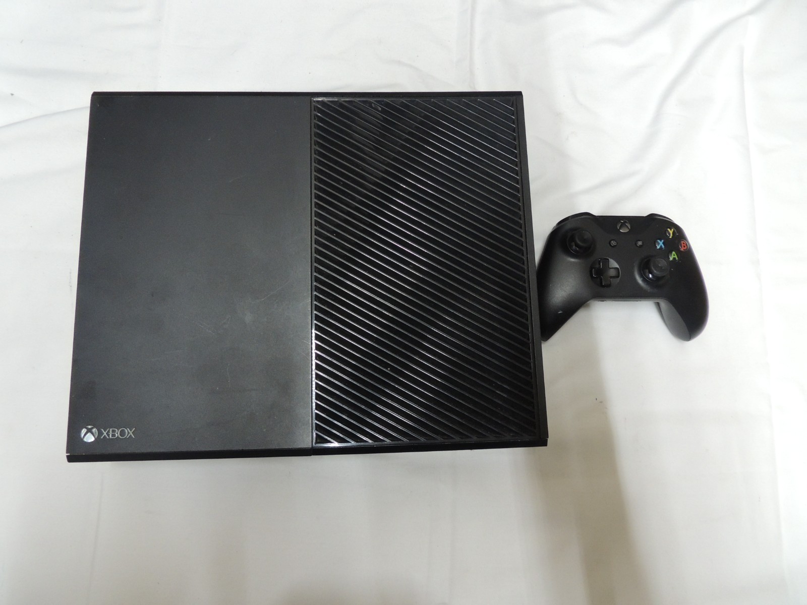 Microsoft Xbox One 365GB Console- Black – model 1540 w controller & AC CABLE #4