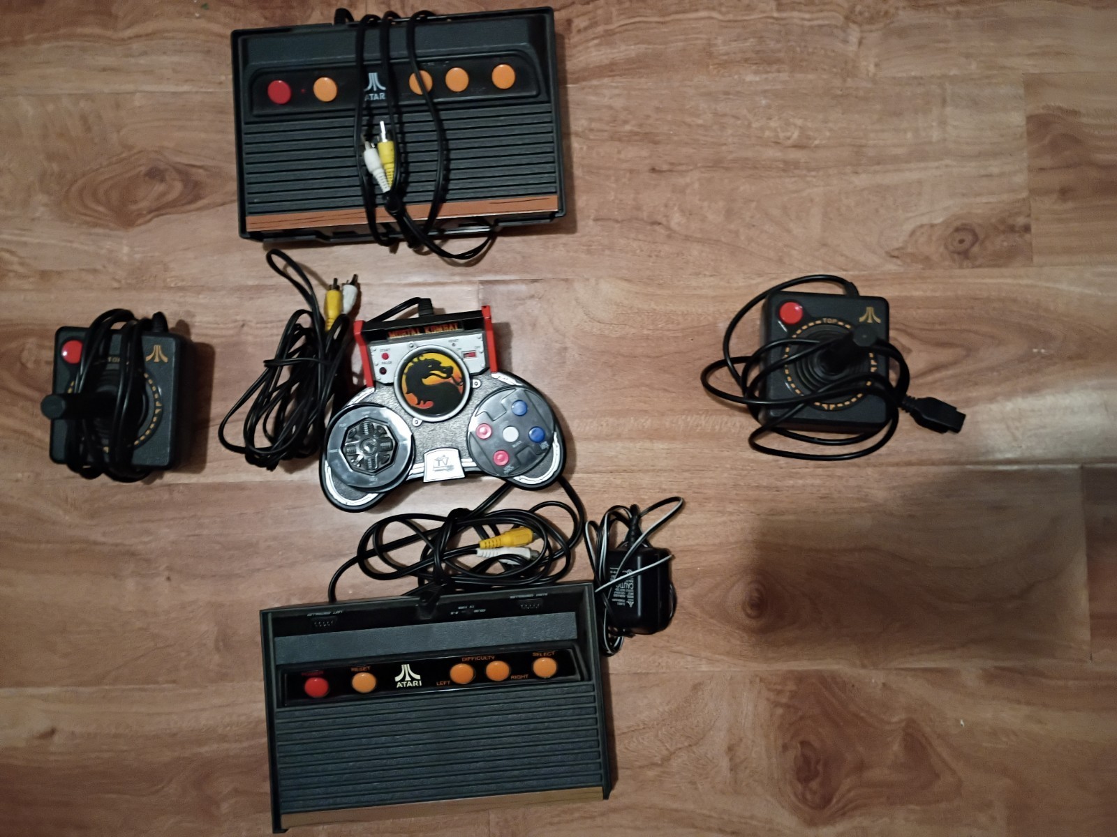 Atari Flash Back 1 &2 ( Mortal Kombat ) Bundle