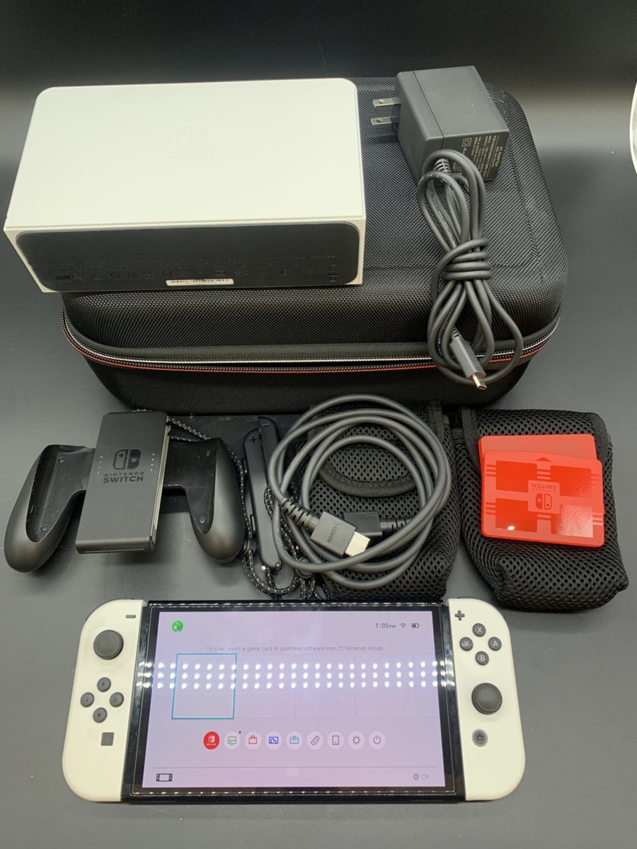 NINTENDO SWITCH HANDHELD – OLED – HEG-001 (SH3034338)