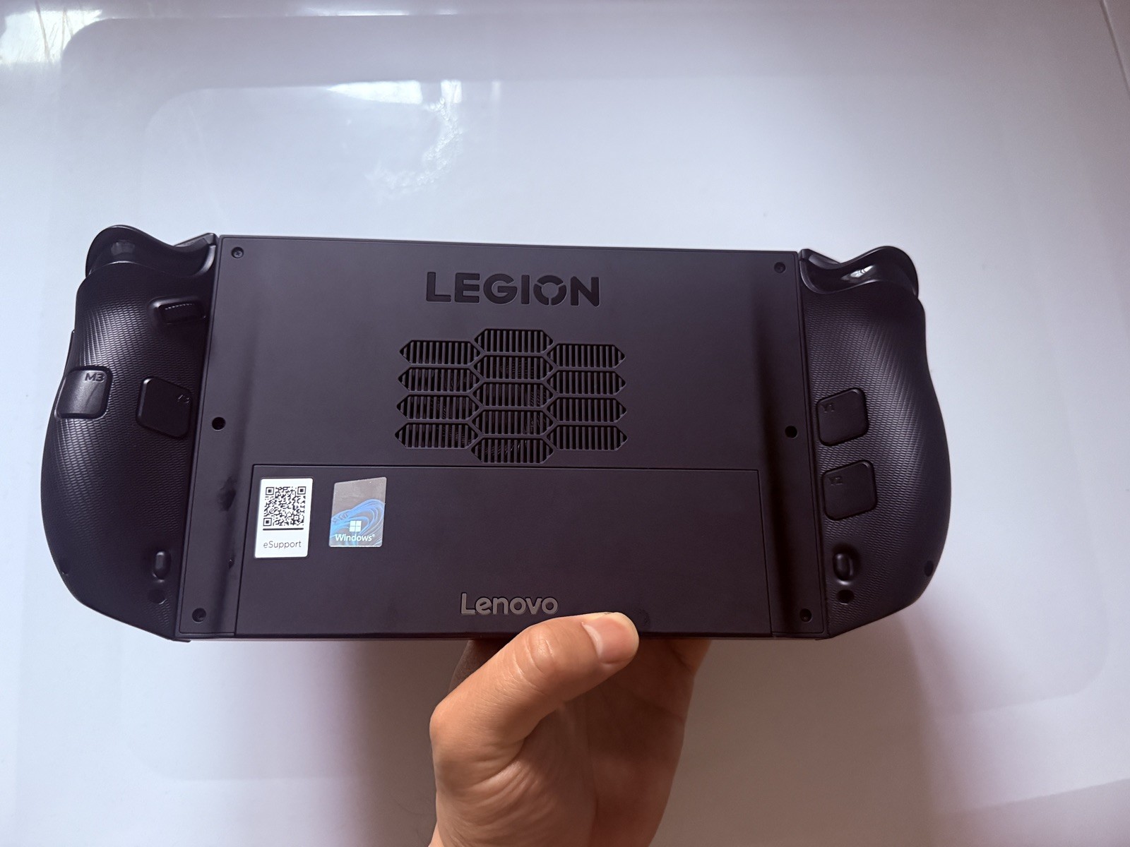 Lenovo Legion Go 2 Handheld Gaming PC AMD Ryzen Z2 32GB 1TB 8.8″ OLED