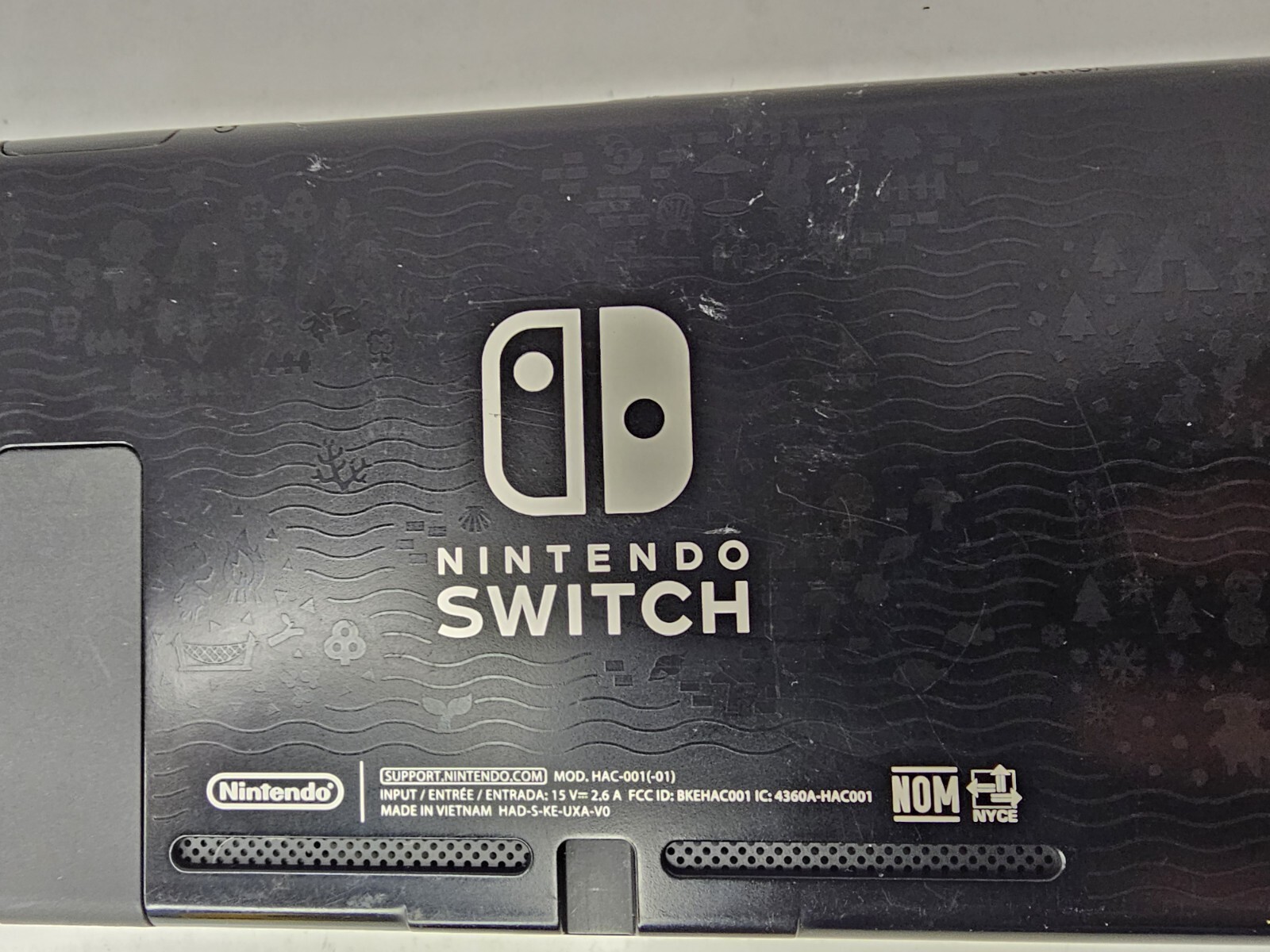 Nintendo Switch Console, (Works !) Animal Crossing Edition NO DOCK NO CHARGER
