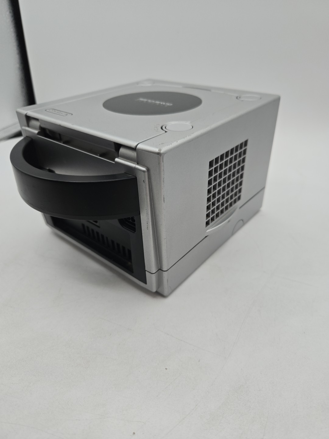 Nintendo GameCube 2001 Silver DOL-101 Console 2 Controller Bundle 2 Mem Card Oem