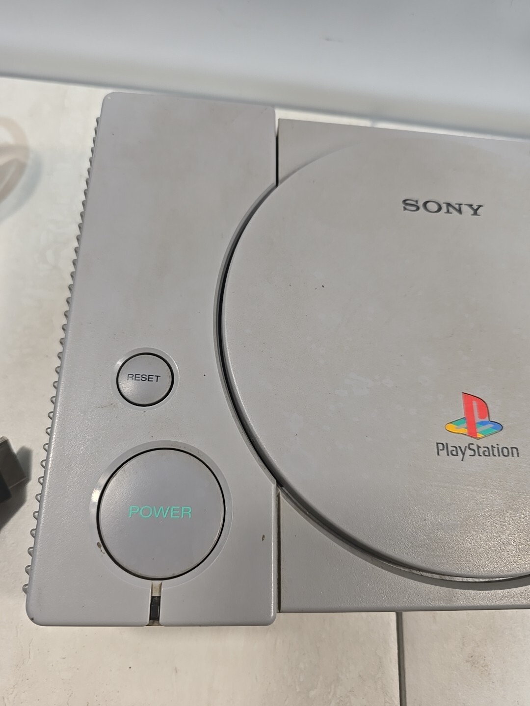 Sony PlayStation 1 Console (SCPH-9001 ) PS1 w/ Controller, Cables, and 1 Game