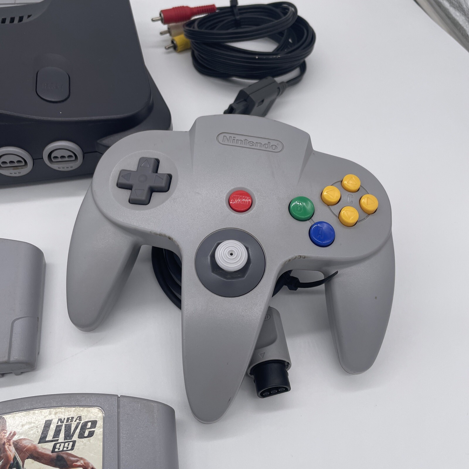 Nintendo N64 System Console (2) Official Controller (5) Games Bundle Lot NUS-001