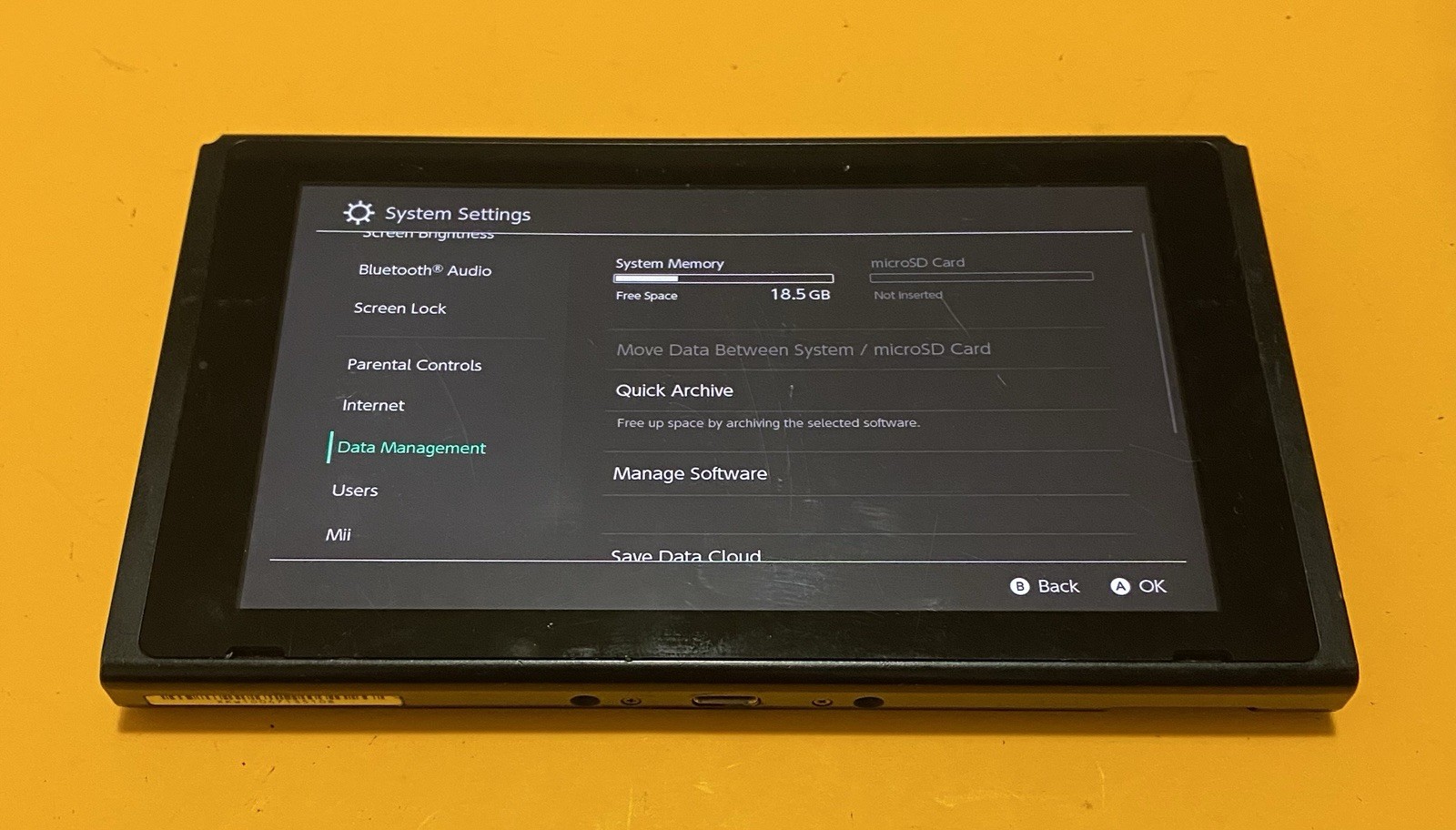Nintendo Switch Handheld Console Gray Joy-Cons HAC-001 32 GB Working READ