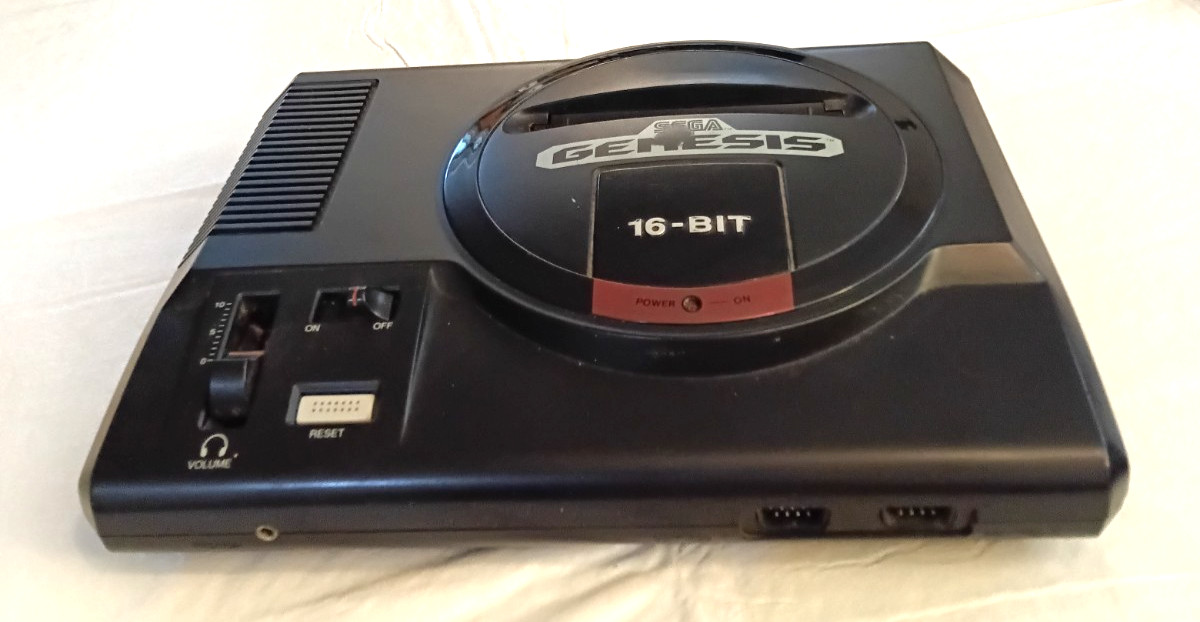 Sega Genesis 16-BIt Console Model 1601 Complete Hook-Ups/Controller Work Perfect