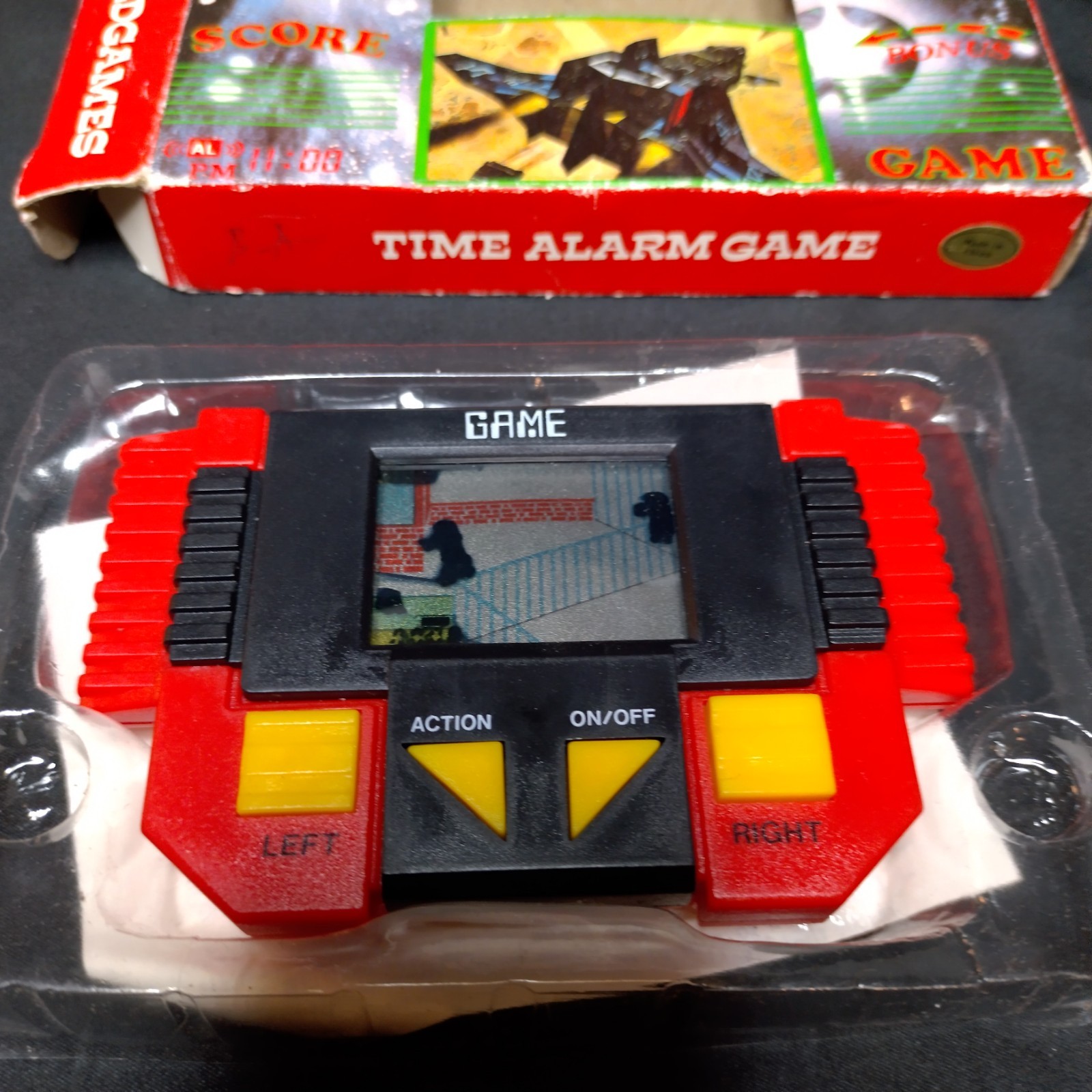 Vintage 1990 Handheld Games LCD Game & Watch – Car Race Course Auto – Rare