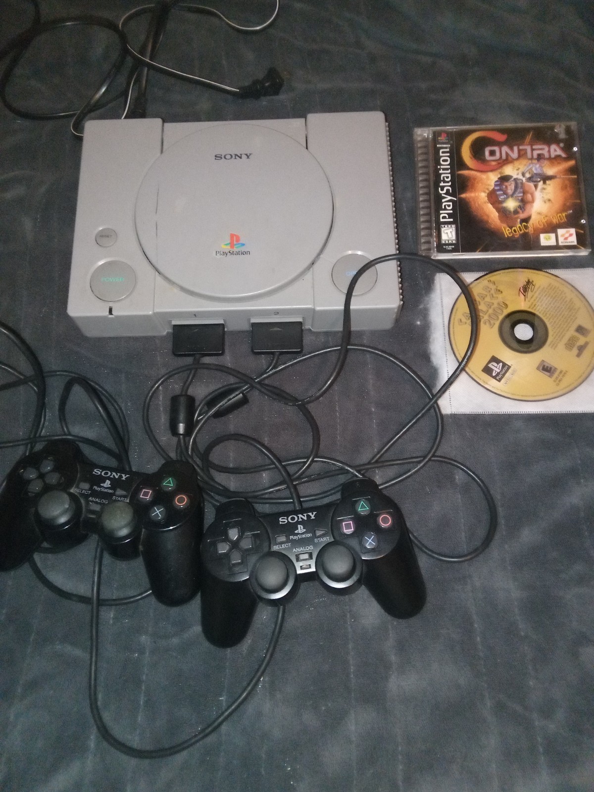 Sony PlayStation 1-Game Console-Two Controllers-2 Games Included