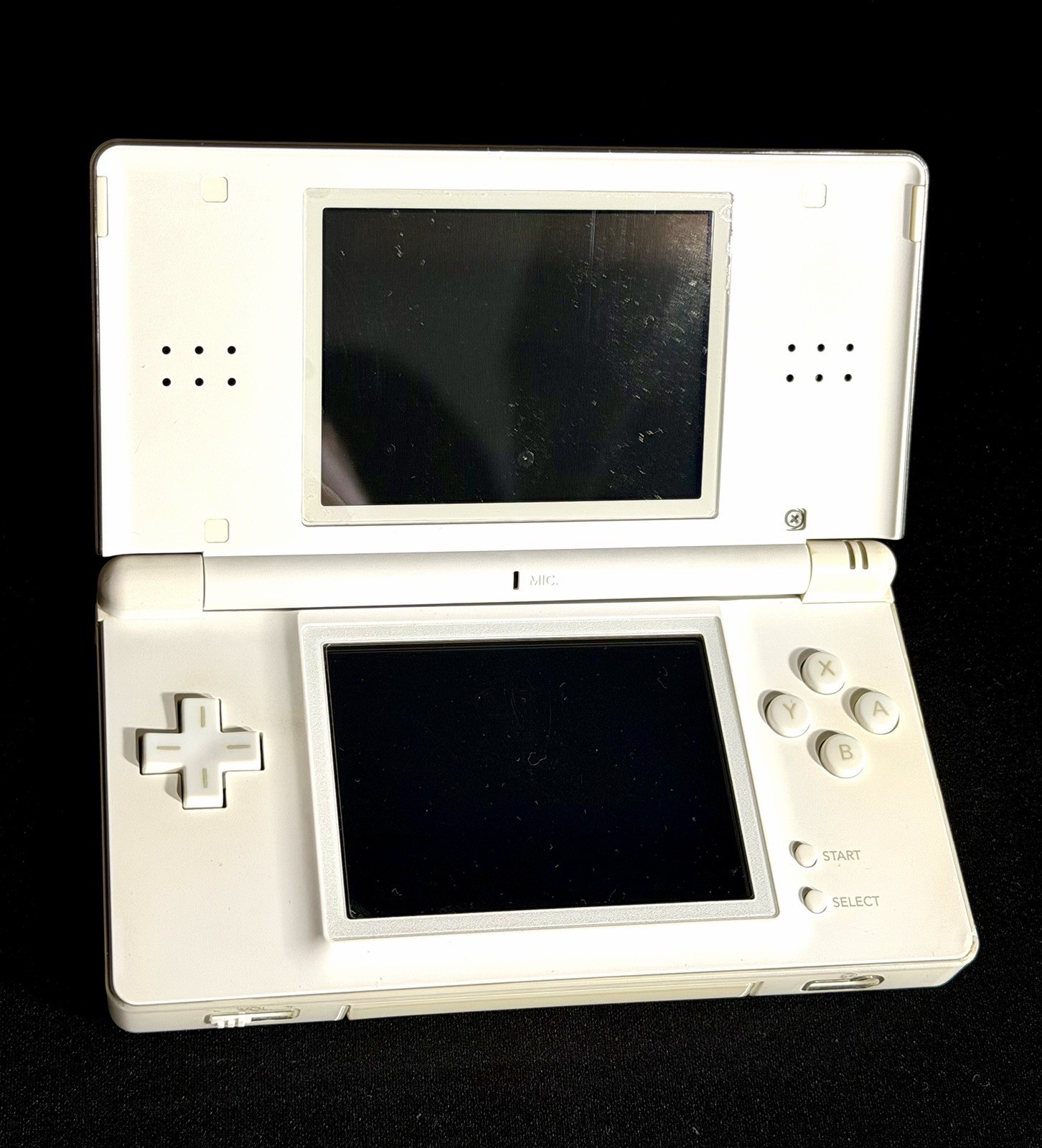 Nintendo DS Lite Handheld System Polar White USG-001 Bundle CLEAN Games/Charger