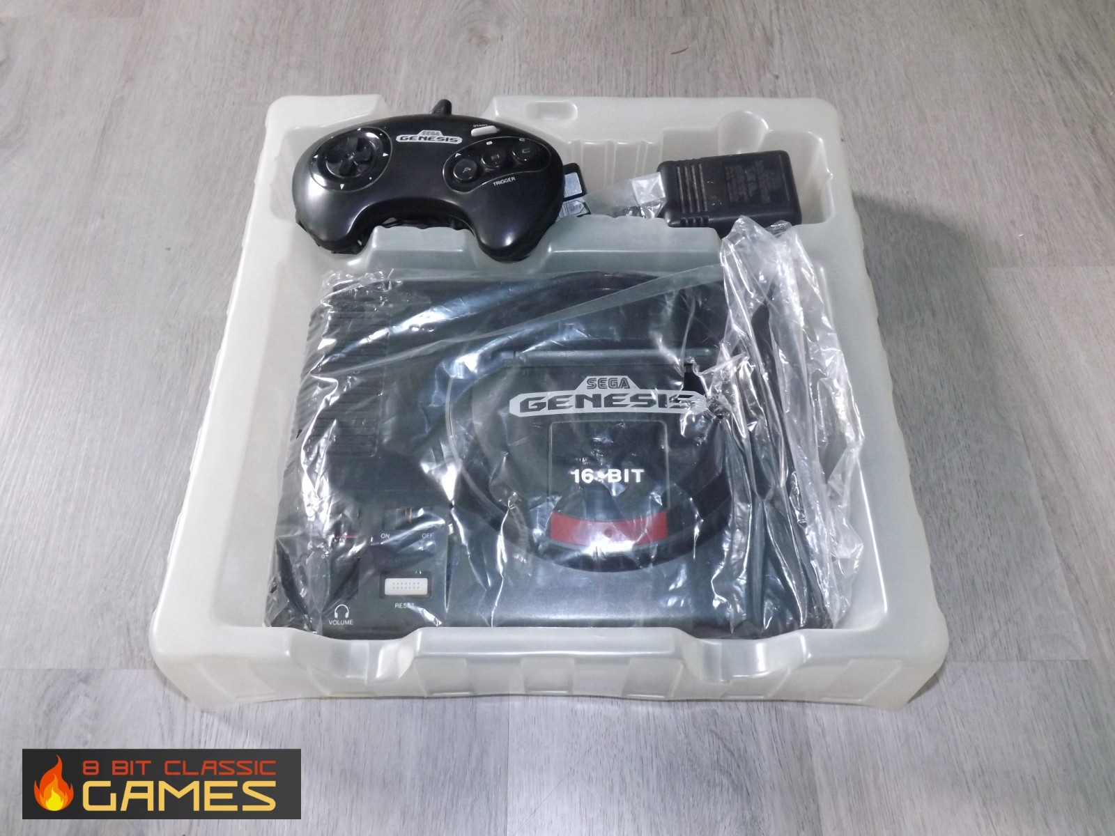 Sega Genesis System in Box Bundle – FAST SHIPPING! 626-8a