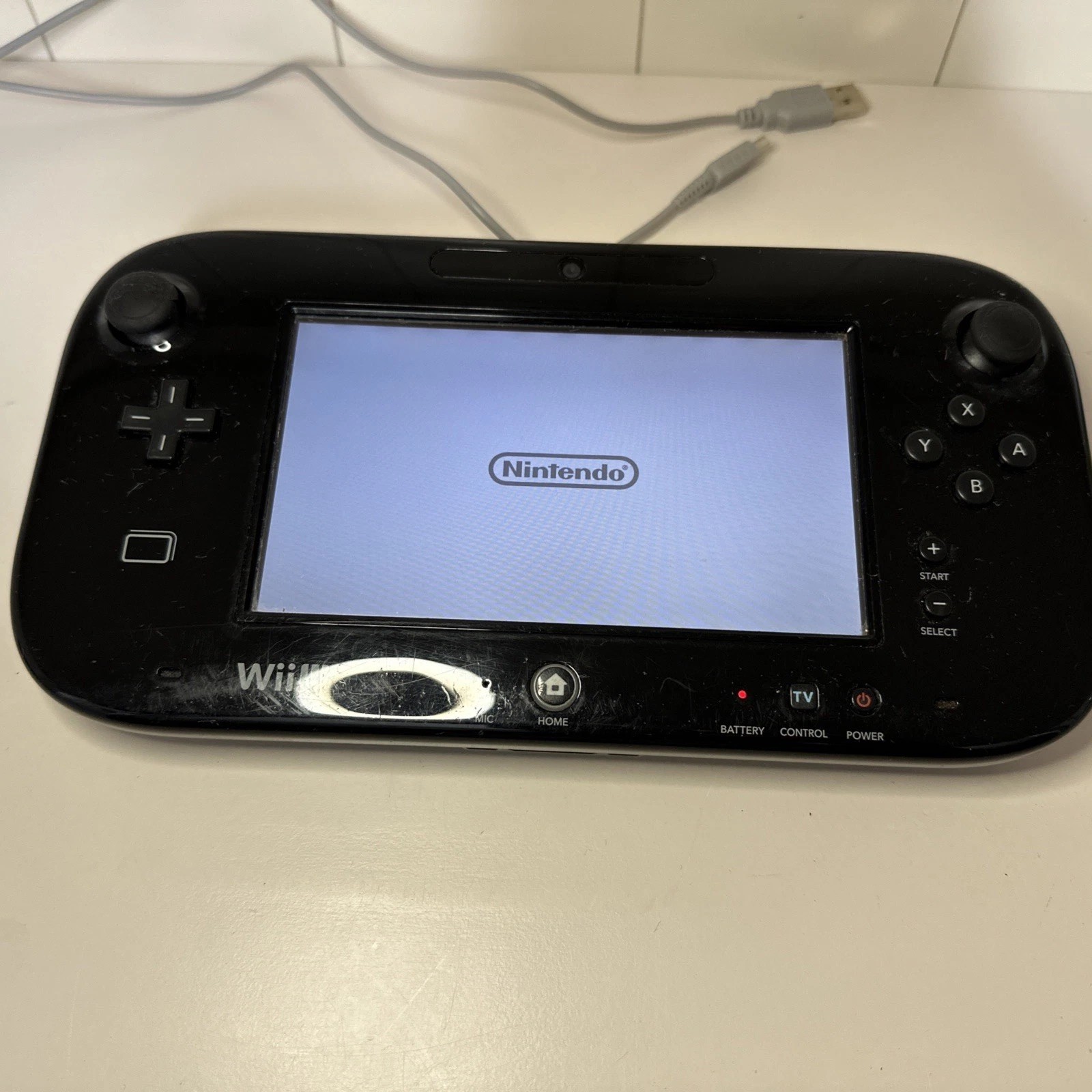 Nintendo Wii U GamePad Controller WUP-010 (USA) Black Tablet with Charger Cable