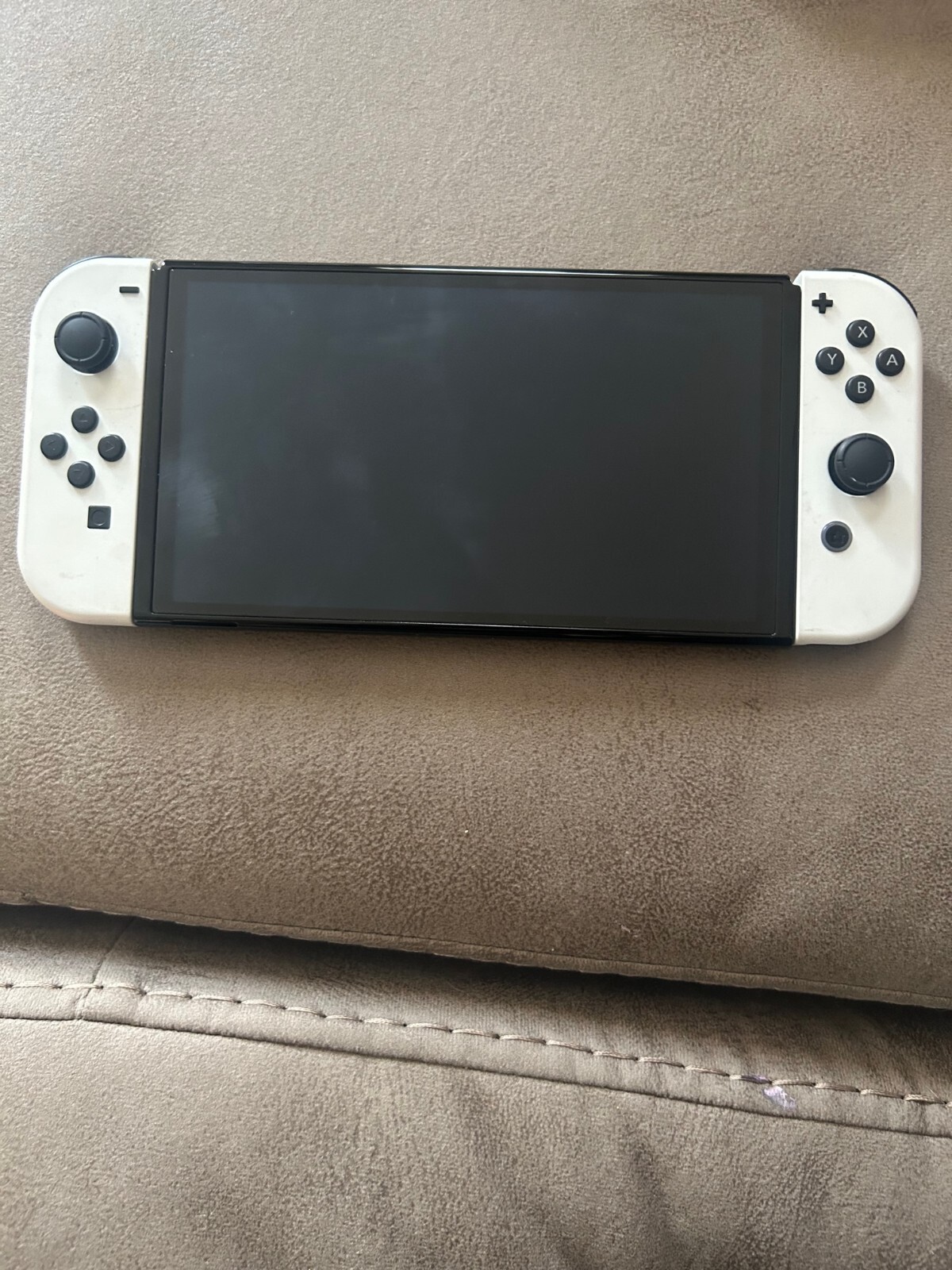 Nintendo Switch OLED Model – 64GB/White (HEGSKAAAA)