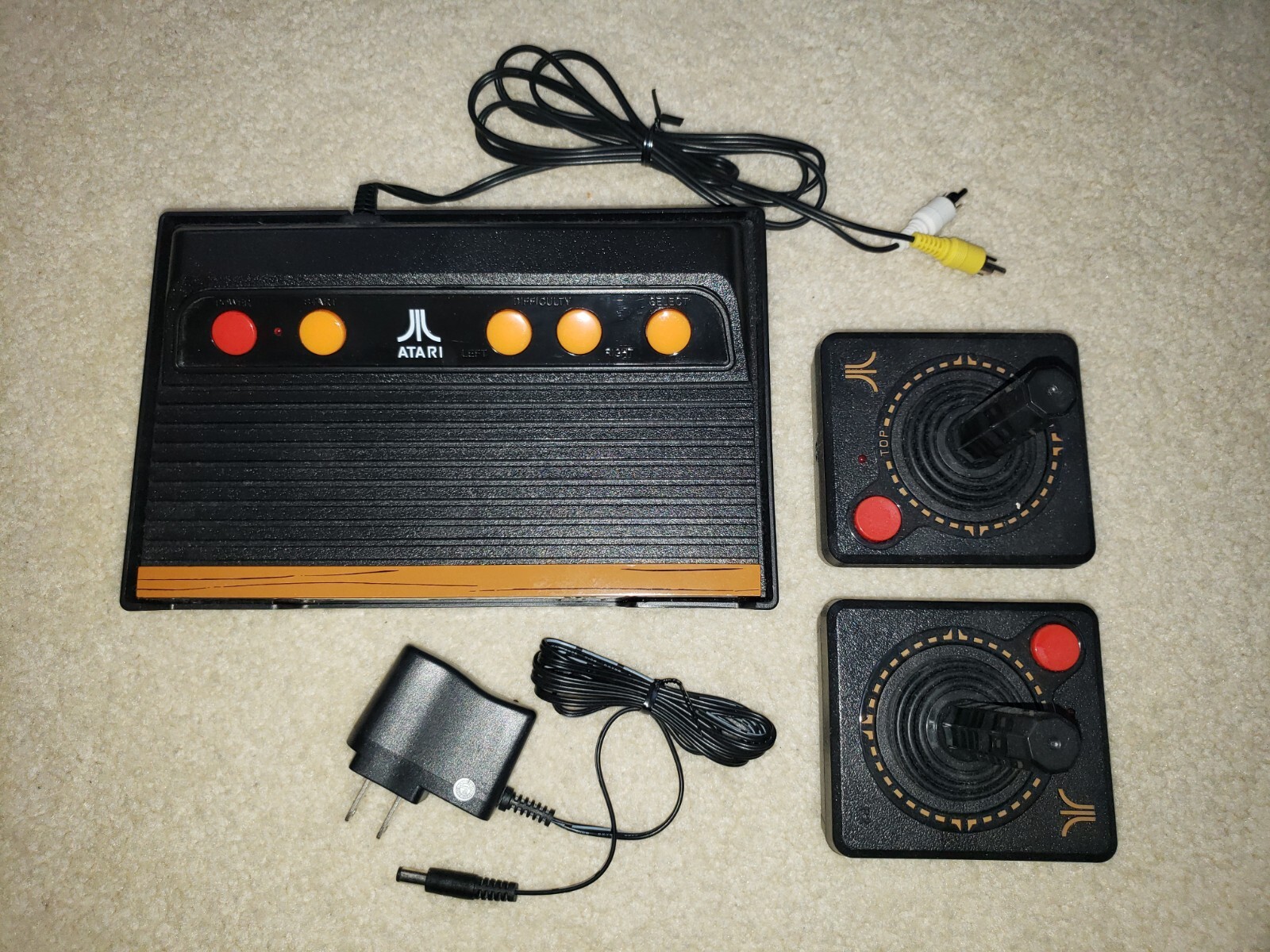 Atari FLASHBACK 4 – Classic Game Console 76 Built In Games 2 Joysticks