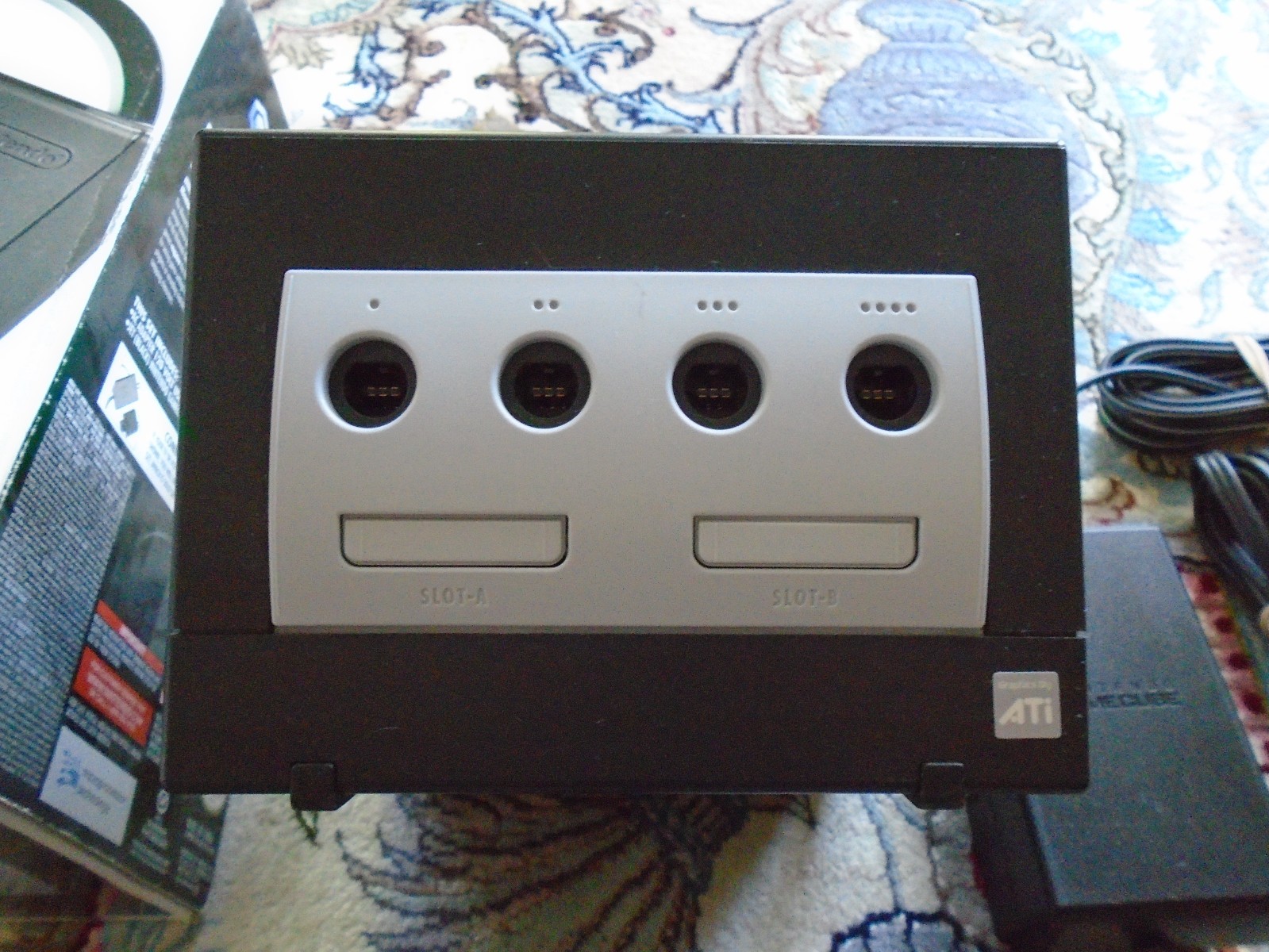 ONE OWNER GameCube console DOL-101 w/4 controllers super smash bros Nintendo USA