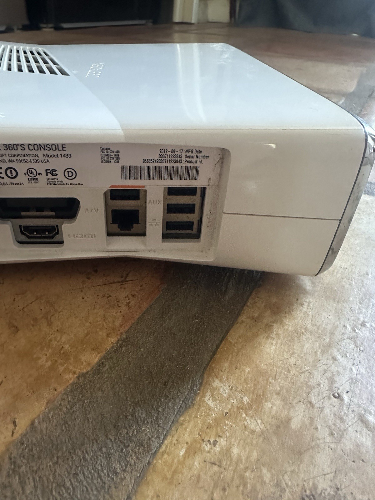 Tested Working Xbox 360 S Slim 4GB Console – Genuine Microsoft 1439 Glossy White