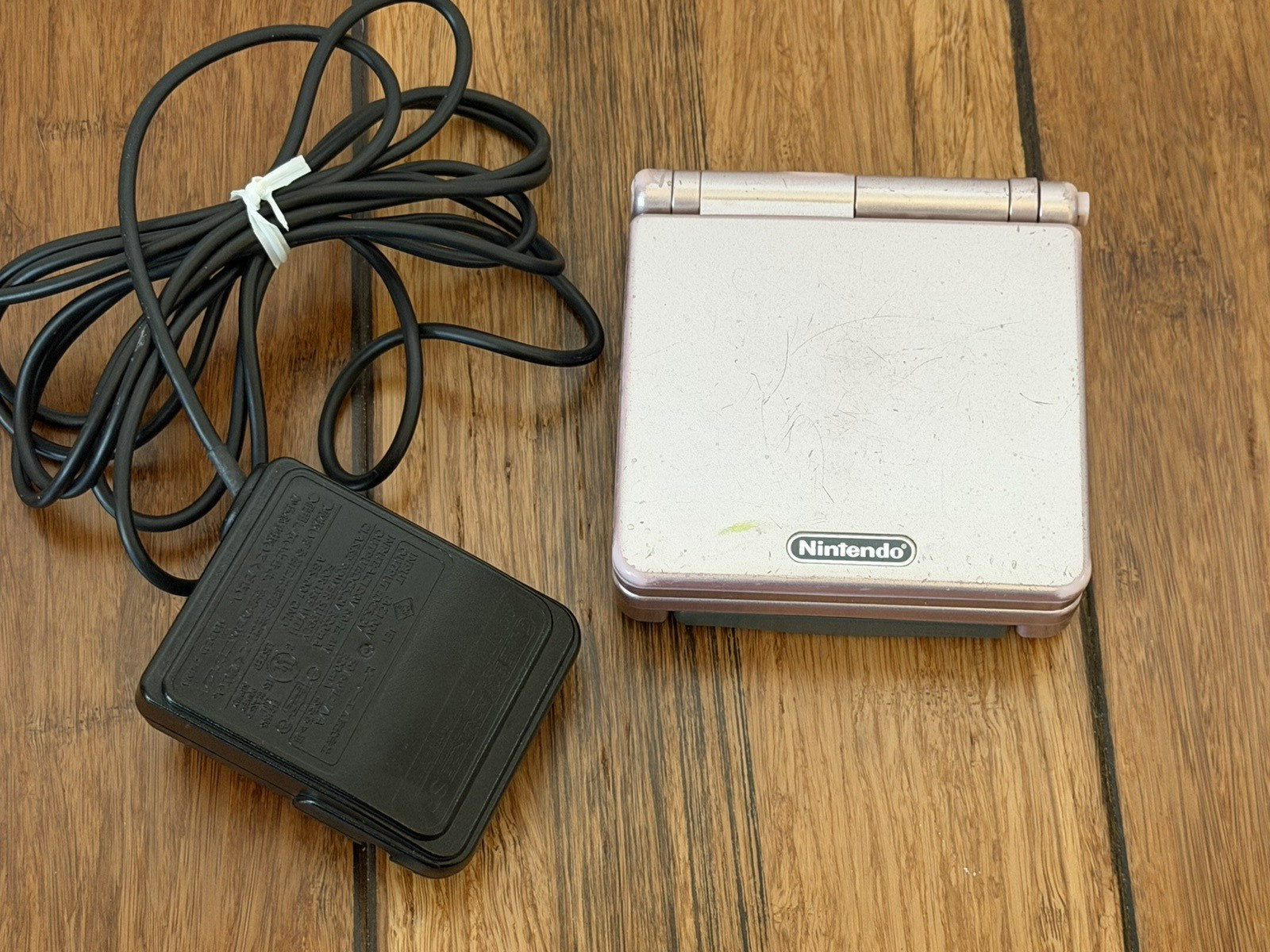 Authentic Nintendo Game Boy Advance SP GBA SP – Pearl Pink-AGS-001 Charger Game