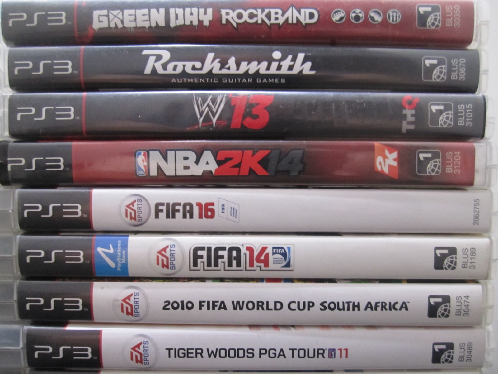 PS3 Lot Including 1 Remote, Power Supply and 29 games