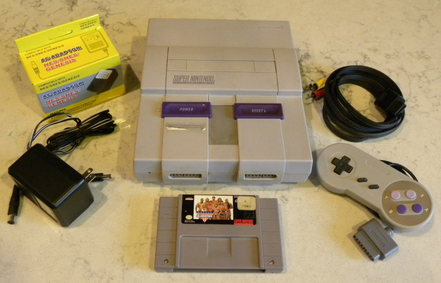 Super Nintendo Console (SNES) SNS-001 w/ Controller, Game & Cables SNES Bundle