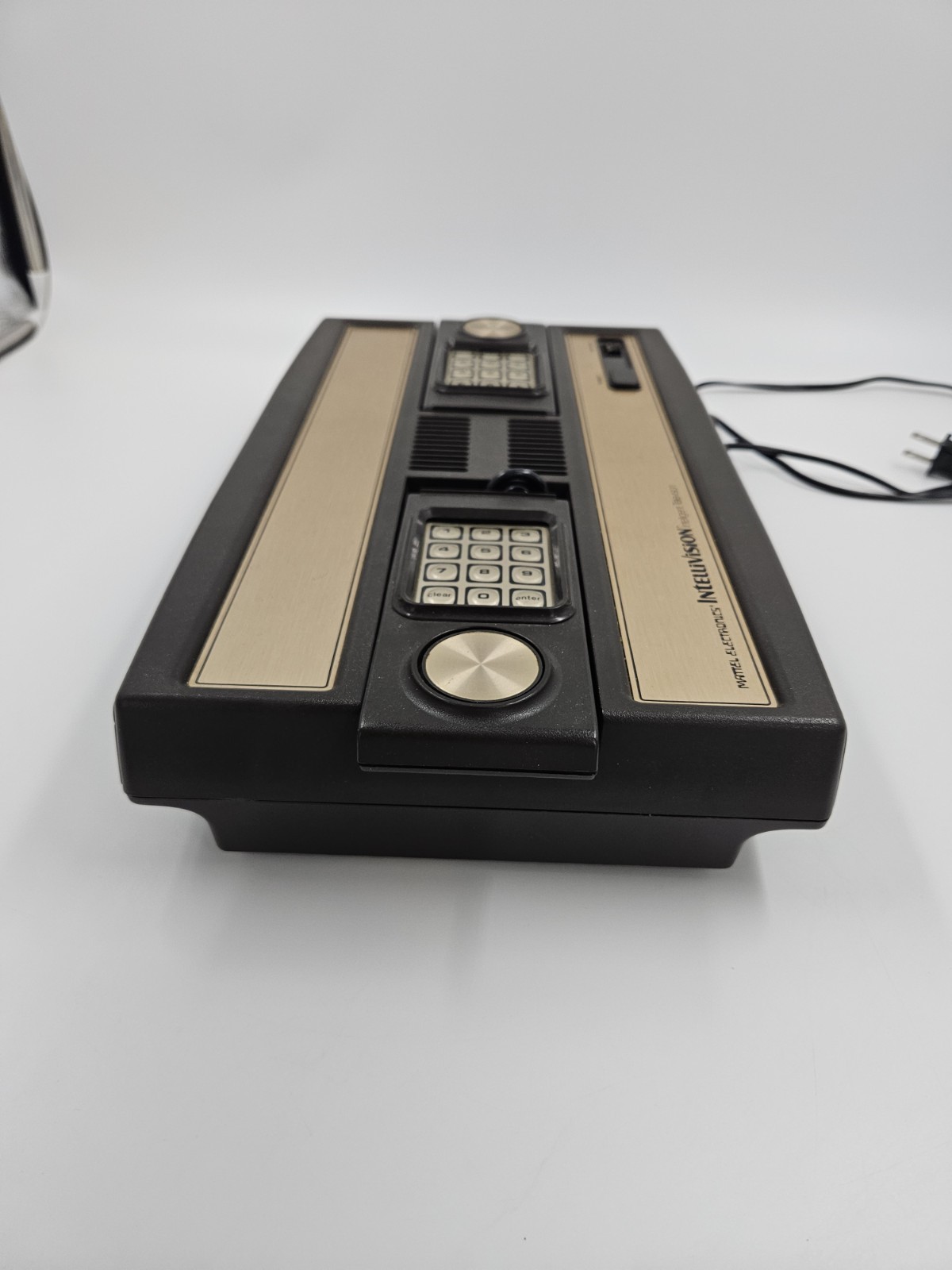 Mattel Intellivision Console Model 2609 – For Parts Won’t Turn On