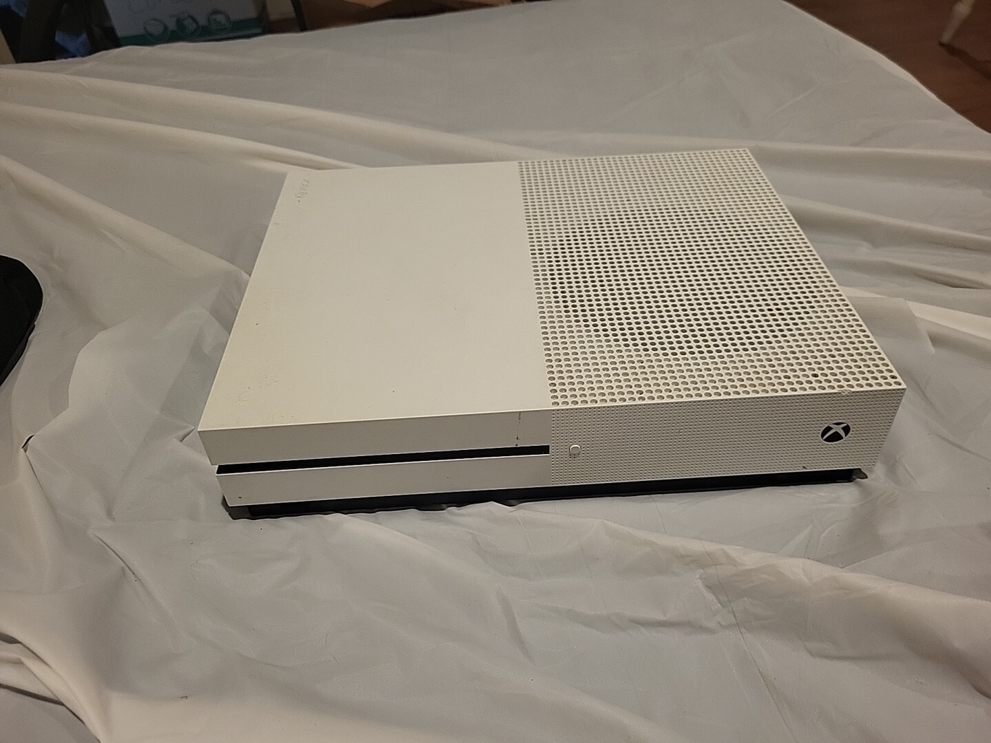 Xbox One S 1TB Console – White (XBS1TB)