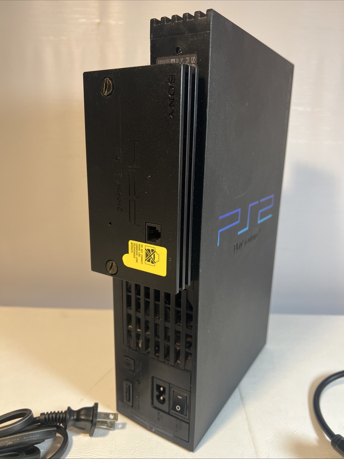 Sony PlayStation2 SCPH-30000 Console 2 Controller, Wires, Memory Card, Multi Tap