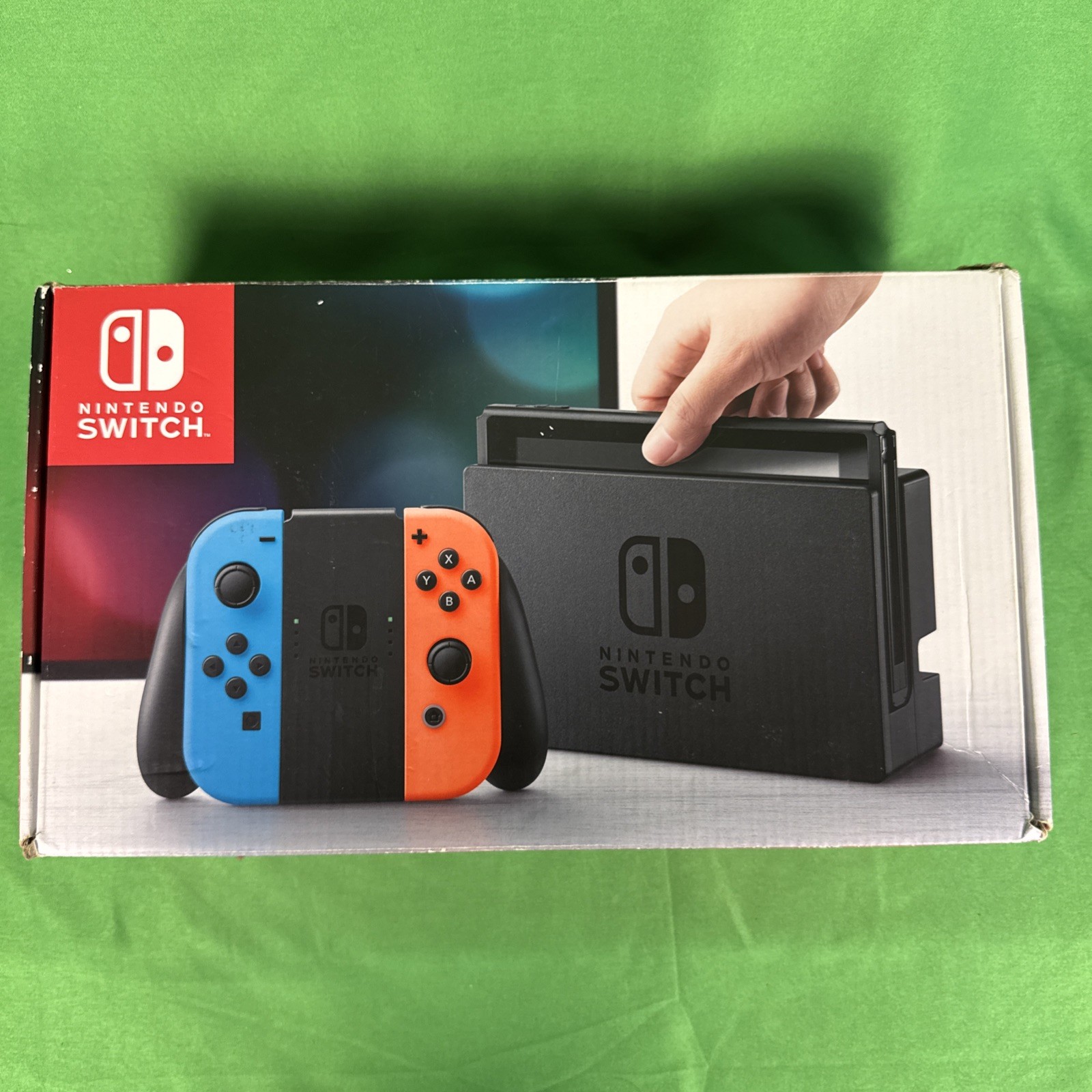 Nintendo Switch 32GB Gray Console ~ Neon Red/Neon Blue Joy-Con ~ Complete w/Box