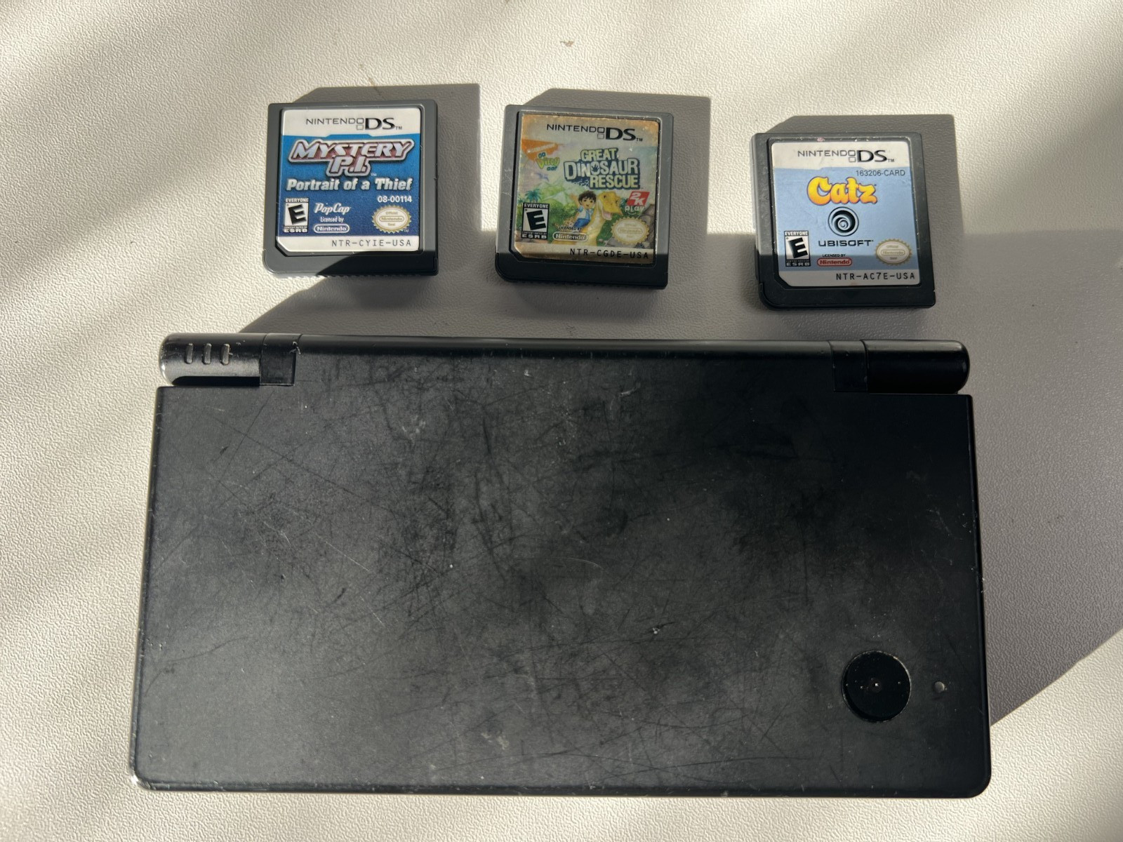 Nintendo DSi Black – w/ 3 Games – Tested w/ Tetris DS