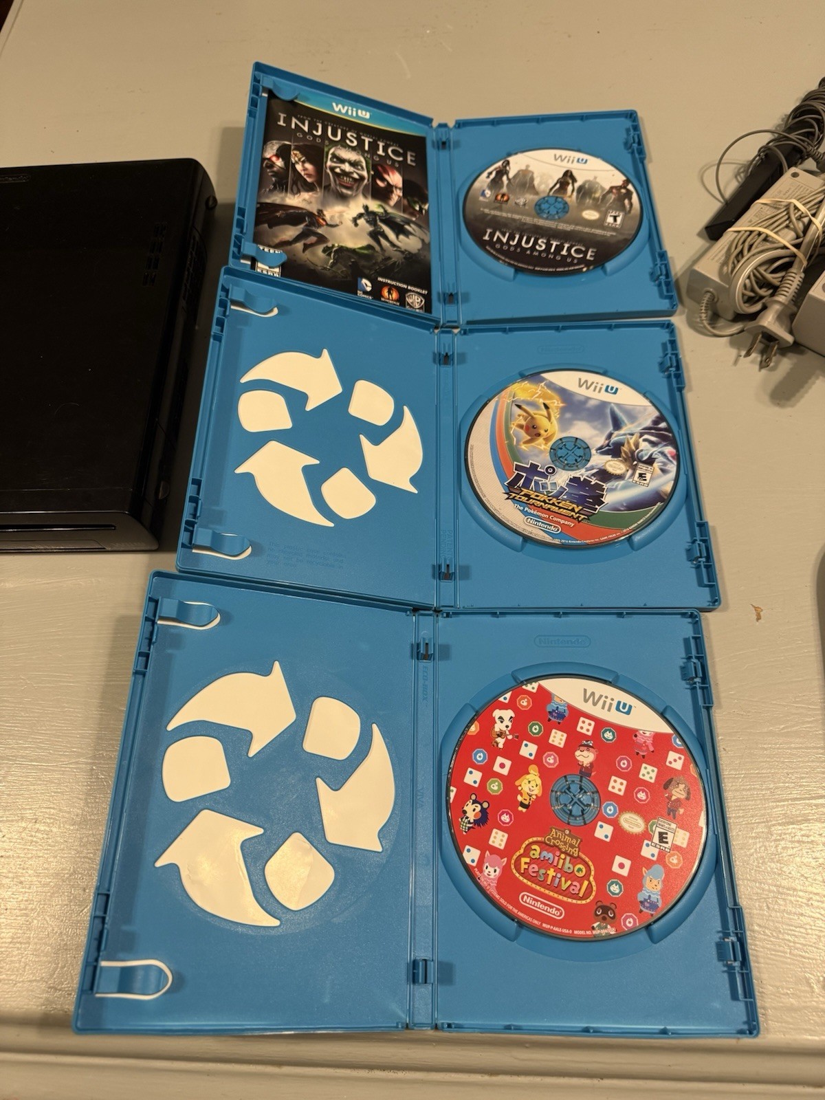 Nintendo Wii U 32GB Console Deluxe Set Bundle With Games Tested Working