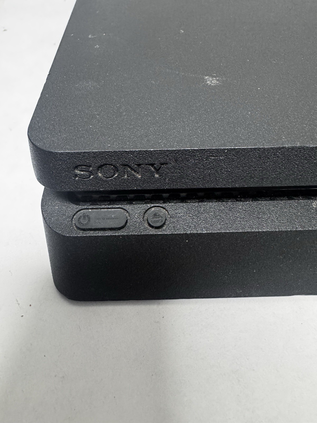 Sony PlayStation 4 PS4 Slim 1TB Black System CUH-2215B with Controller – Tested