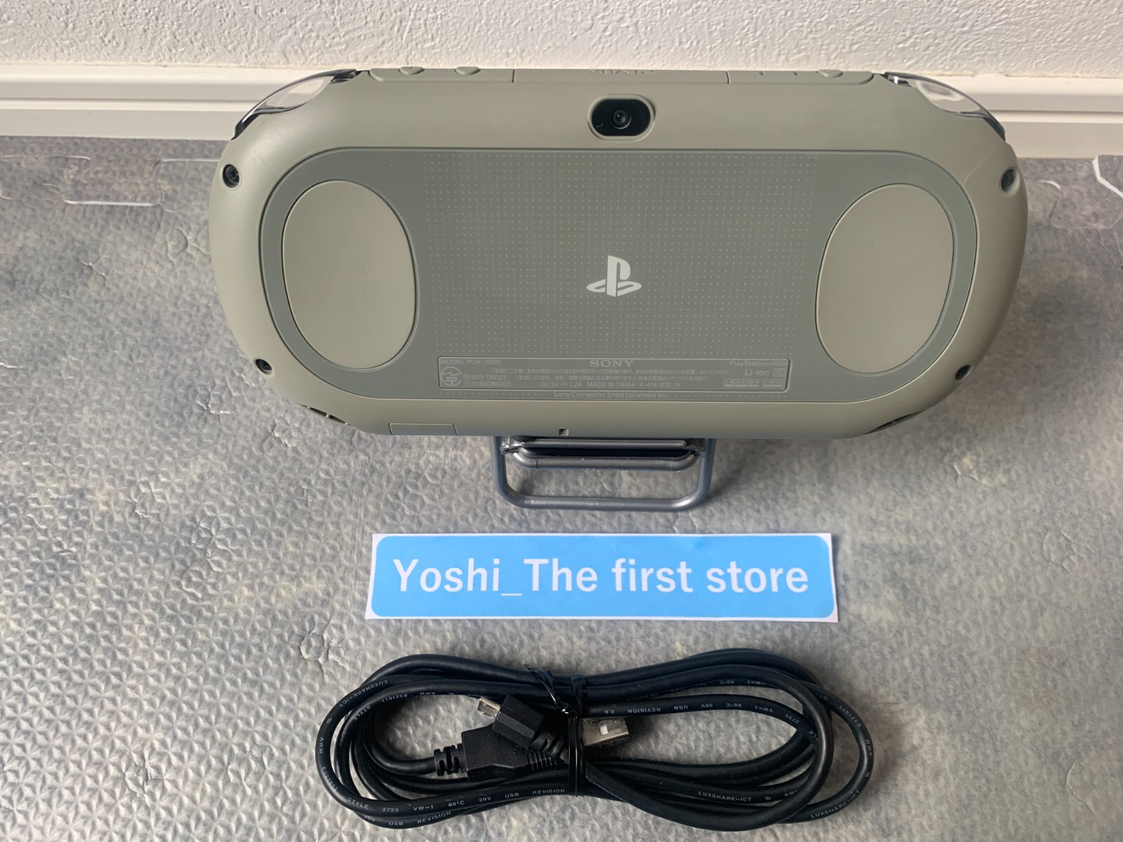 SONY PlayStation PS Vita PCH-2000ZA16 Khaki Black Wi‐Fi model Exc