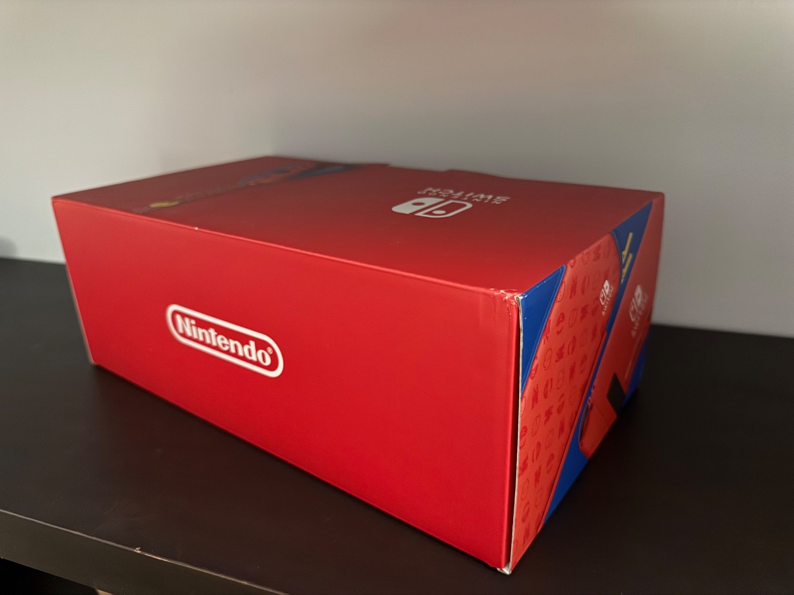 Nintendo Switch Mario Red & Blue Edition – 35th Anniversary – 32GB – NEW IN BOX