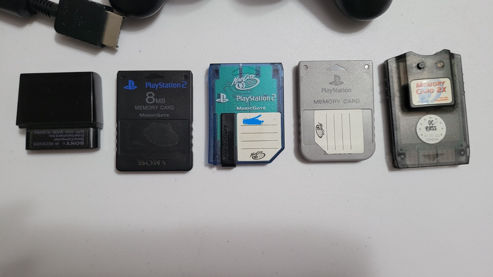 Fat Sony Playstation 2 SCPH-3001 Bundle. Cables, 2 controllers,mem card, 17games