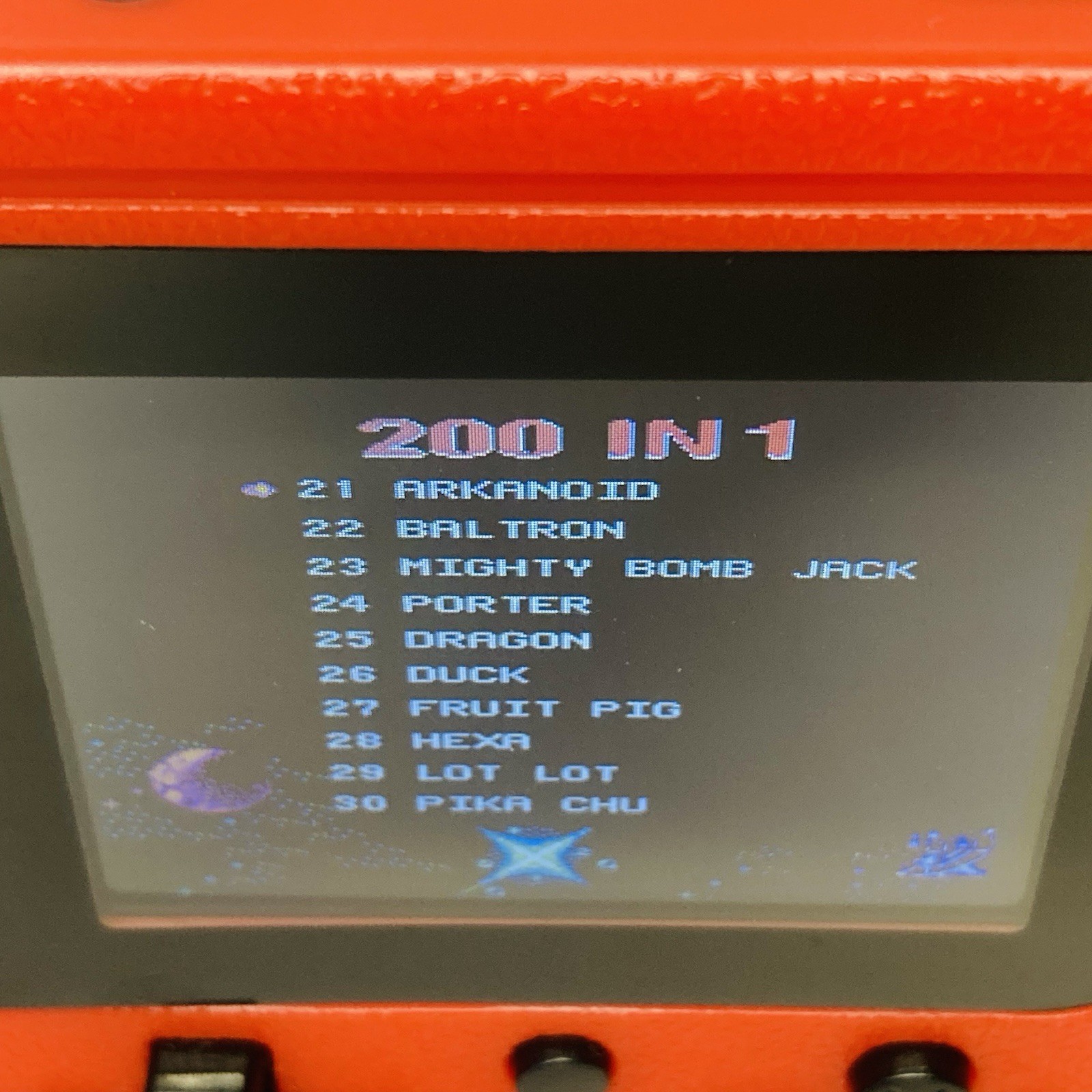CLASSIC ARCADE Handheld Video Game System w/200 Games By Tech Solutions (USED)