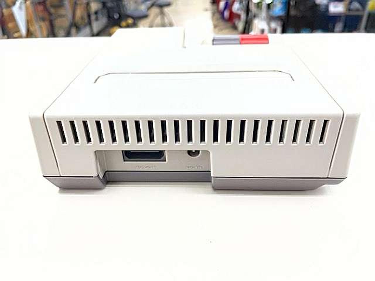 Retro Game Console Model HVC 101 NINTENDO