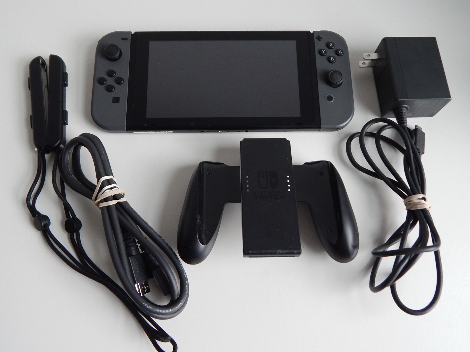 Nintendo Switch 32GB System Console with Gray Joy‑Cons! w/ Charger