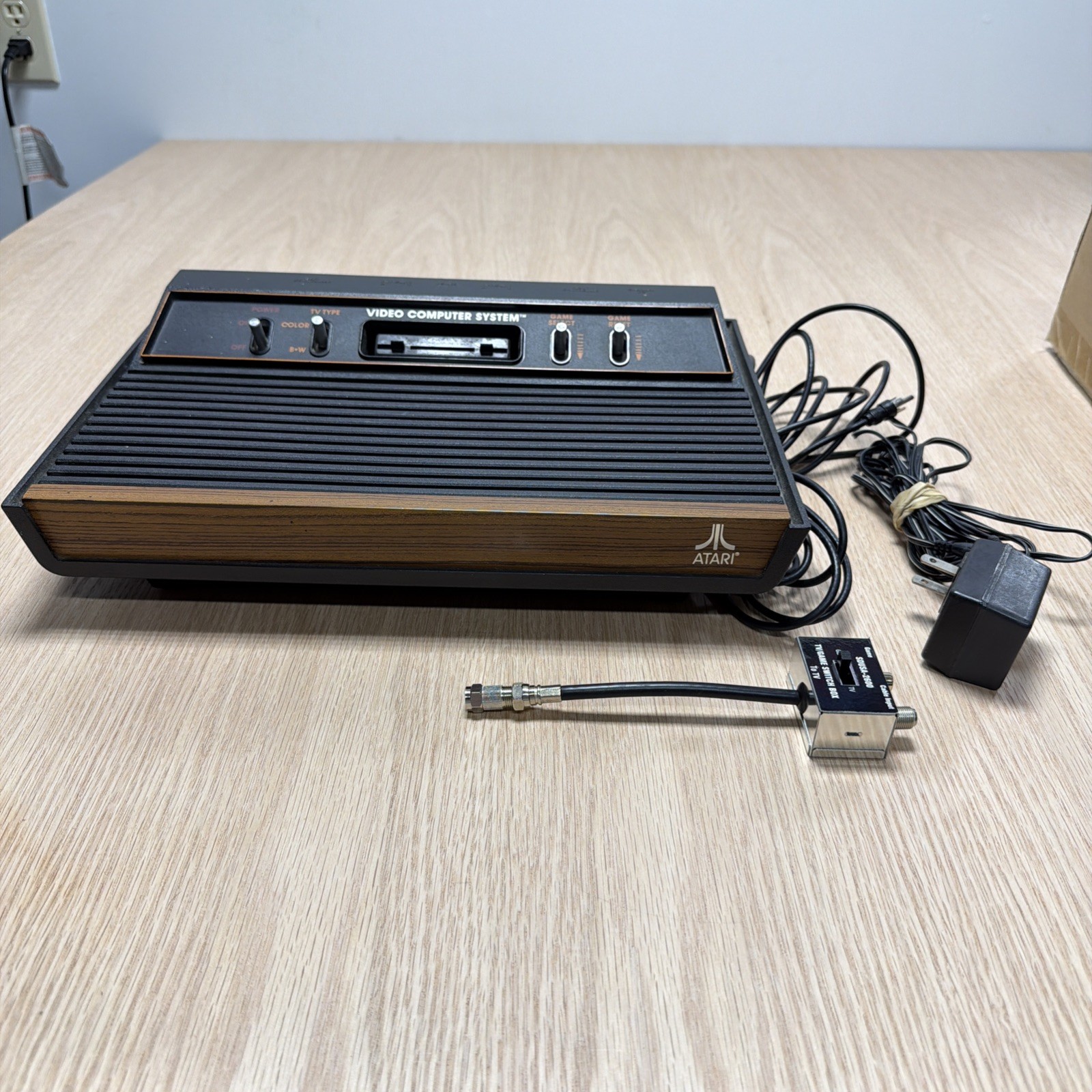 Vtg Atari CX-2600 A Untested For Parts Or Repair As Is CONSOLE Faux Wood 2600