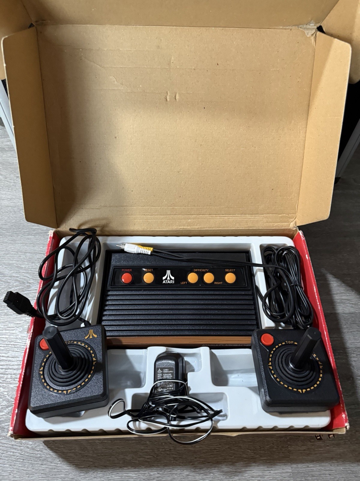 Atari Flashback 2 Classic Game Console New Factory Sealed 40 Built-in Games