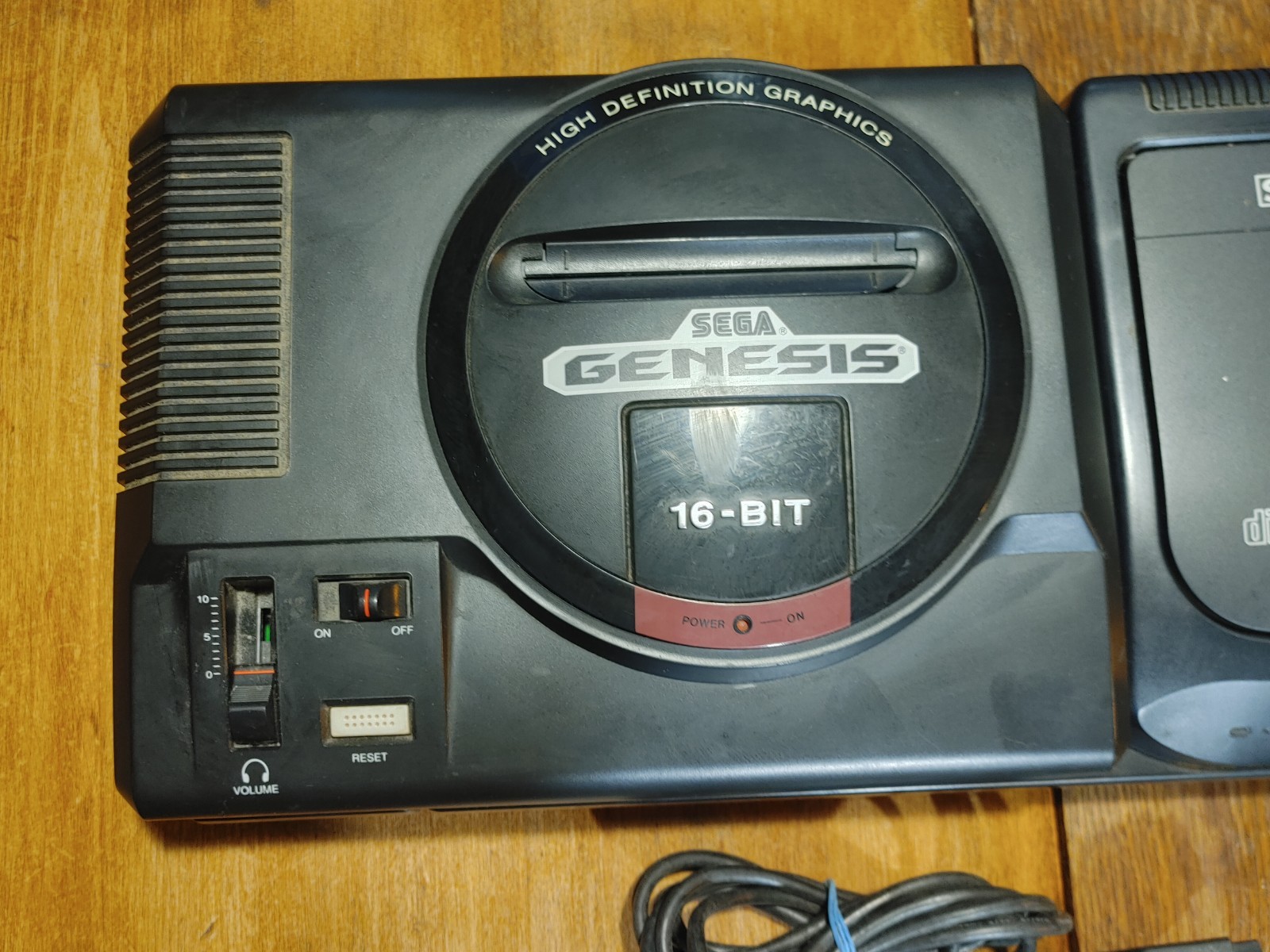Sega CD Model 2 Console Genesis Bundle Consoles w Controller & Box *TESTED*