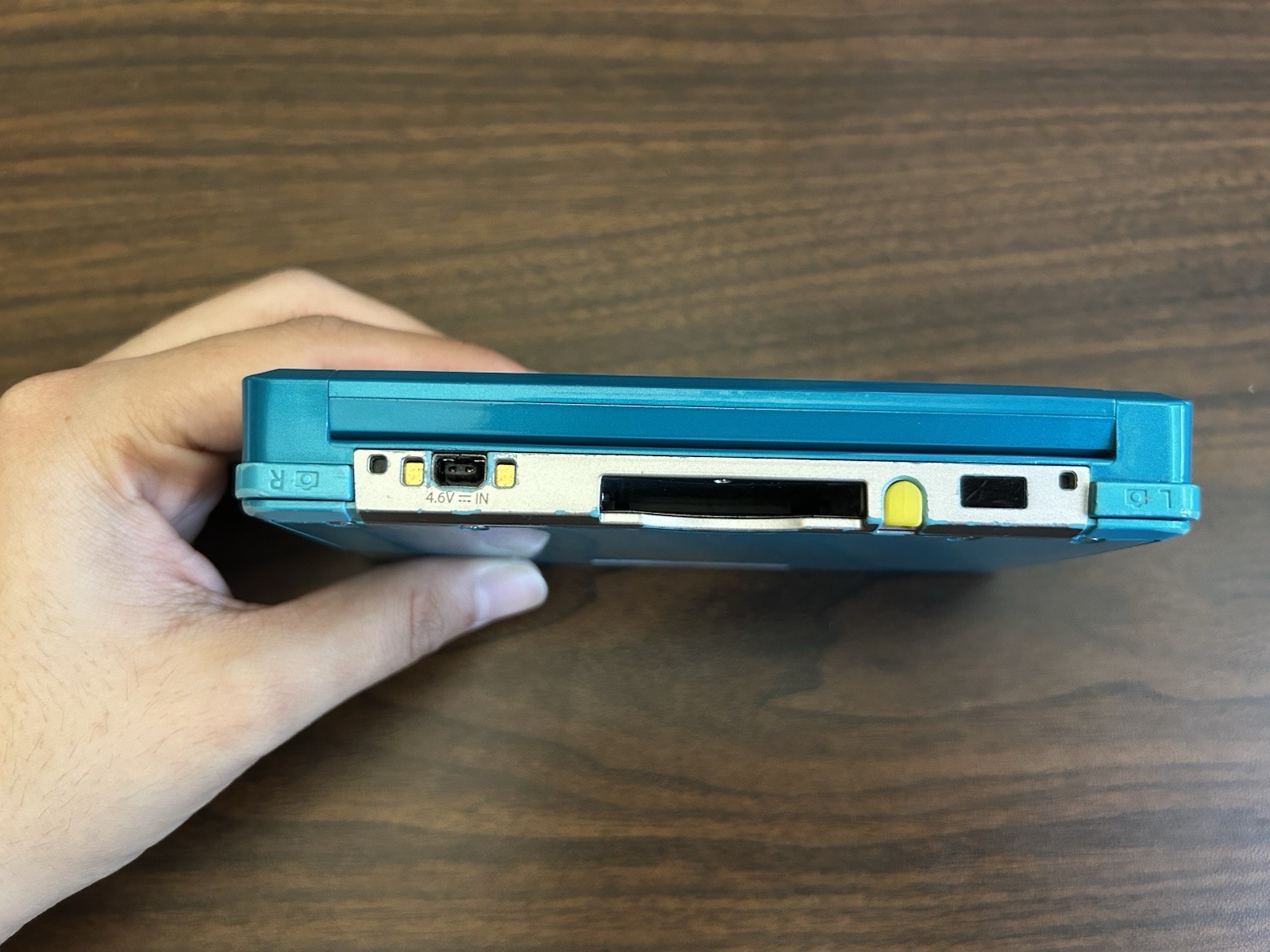 BAD CAMERA Nintendo 3DS Handheld System tested/working- teal blue (C)