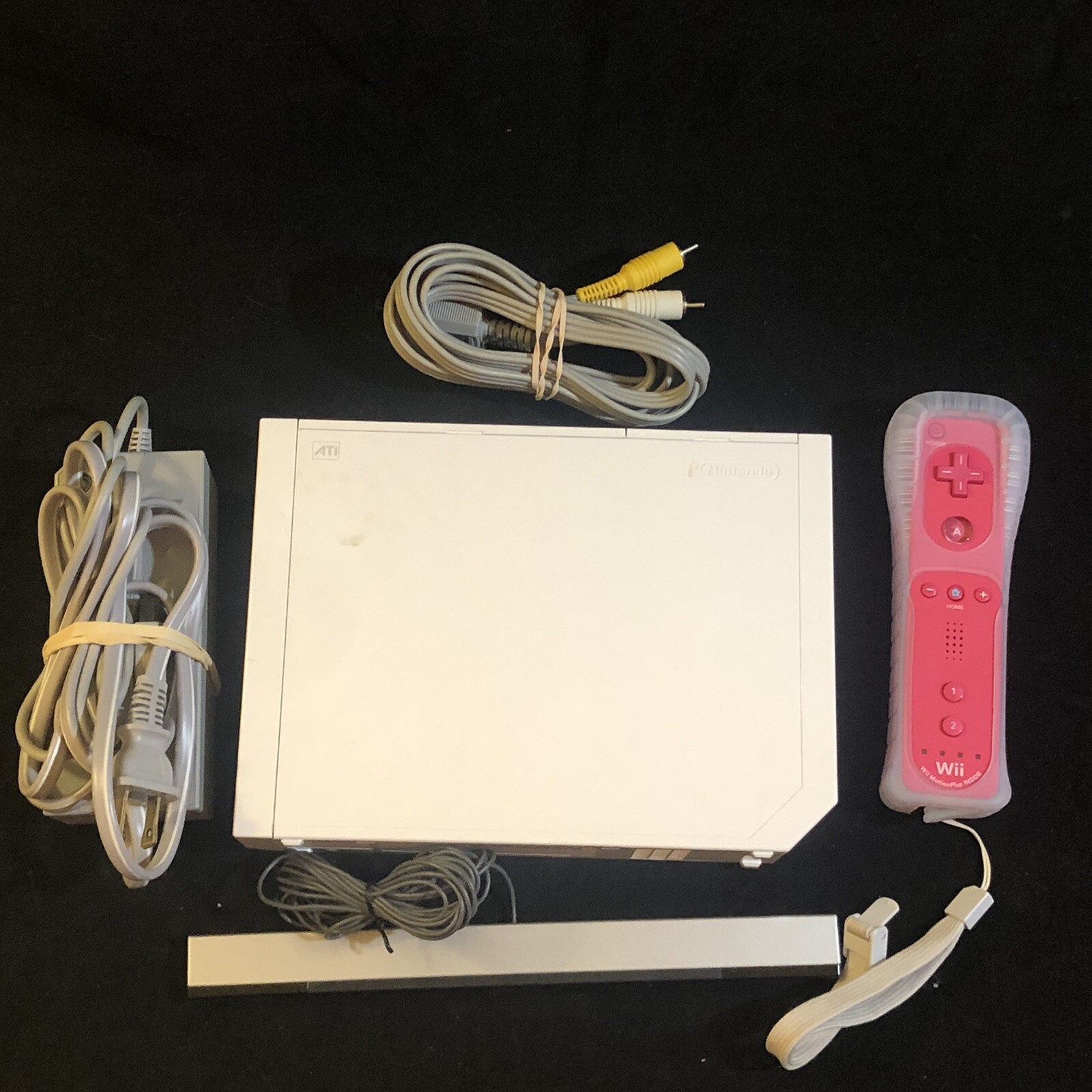 Nintendo Wii Gaming Console Sensor +Cords Gamecube Compatible White RVL-001(USA)