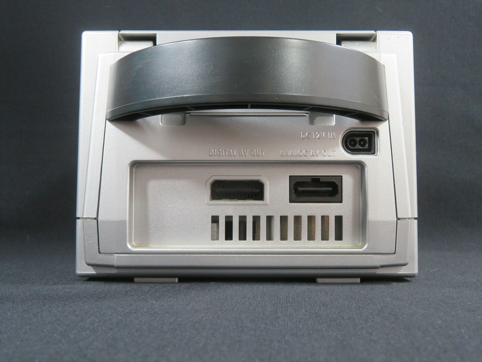 GameCube Nintendo Japan console controller game boxed tested silver DOL-001 jp