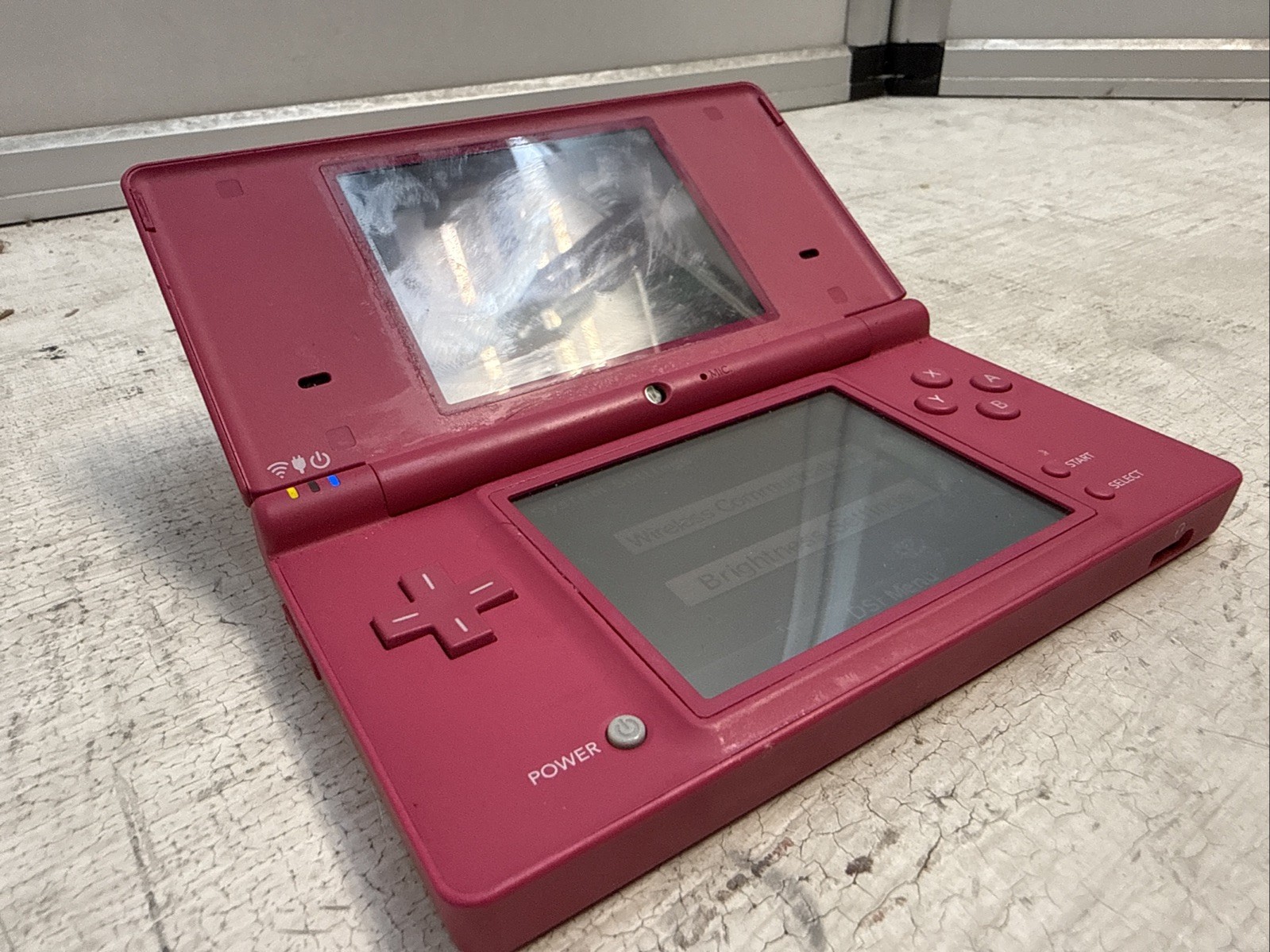 Nintendo DSi 256MB Pink Handheld System